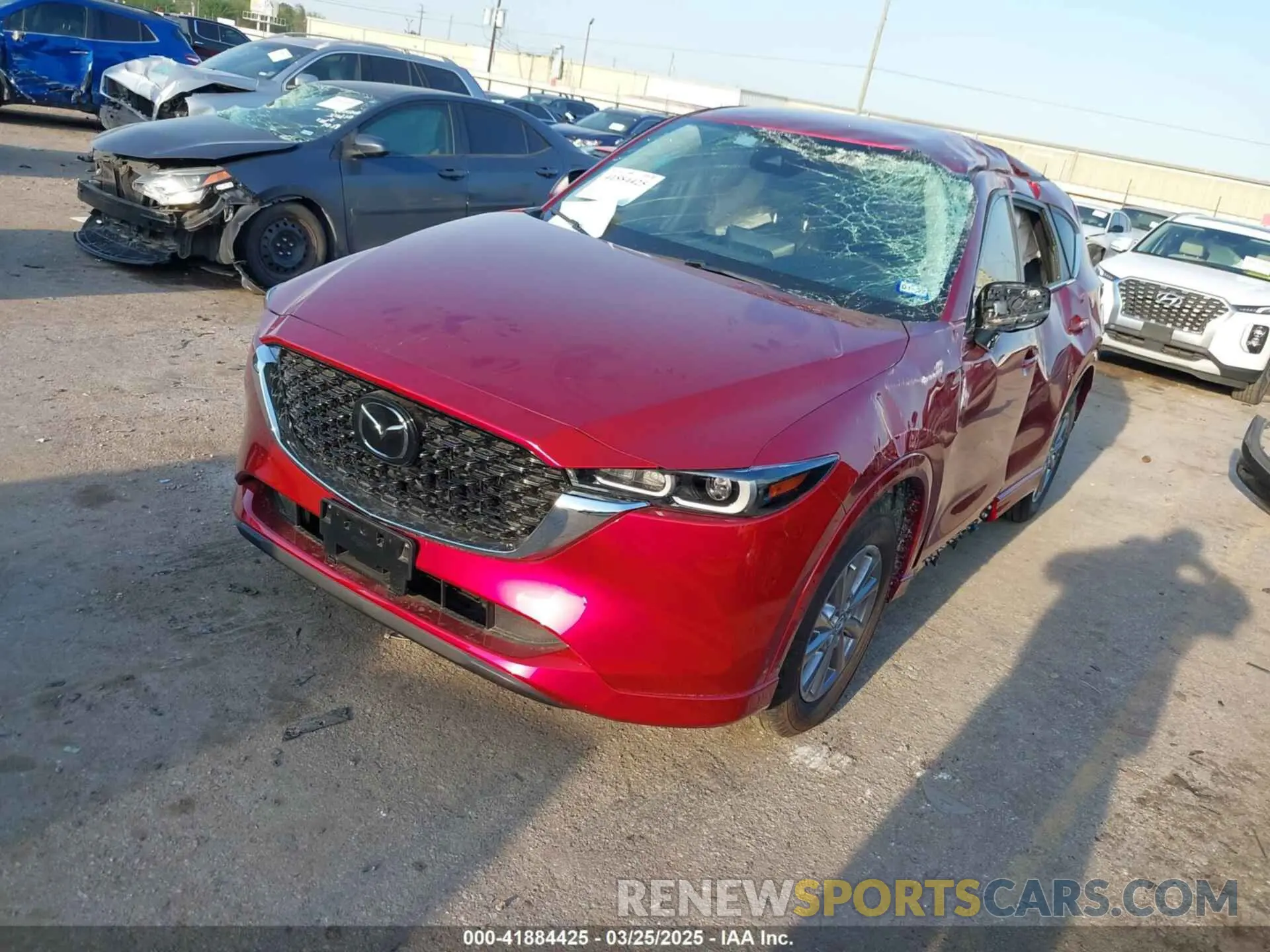 2 fotografías del automóvil dañado JM3KFBBL5S0599479 MAZDA CX-5 2025