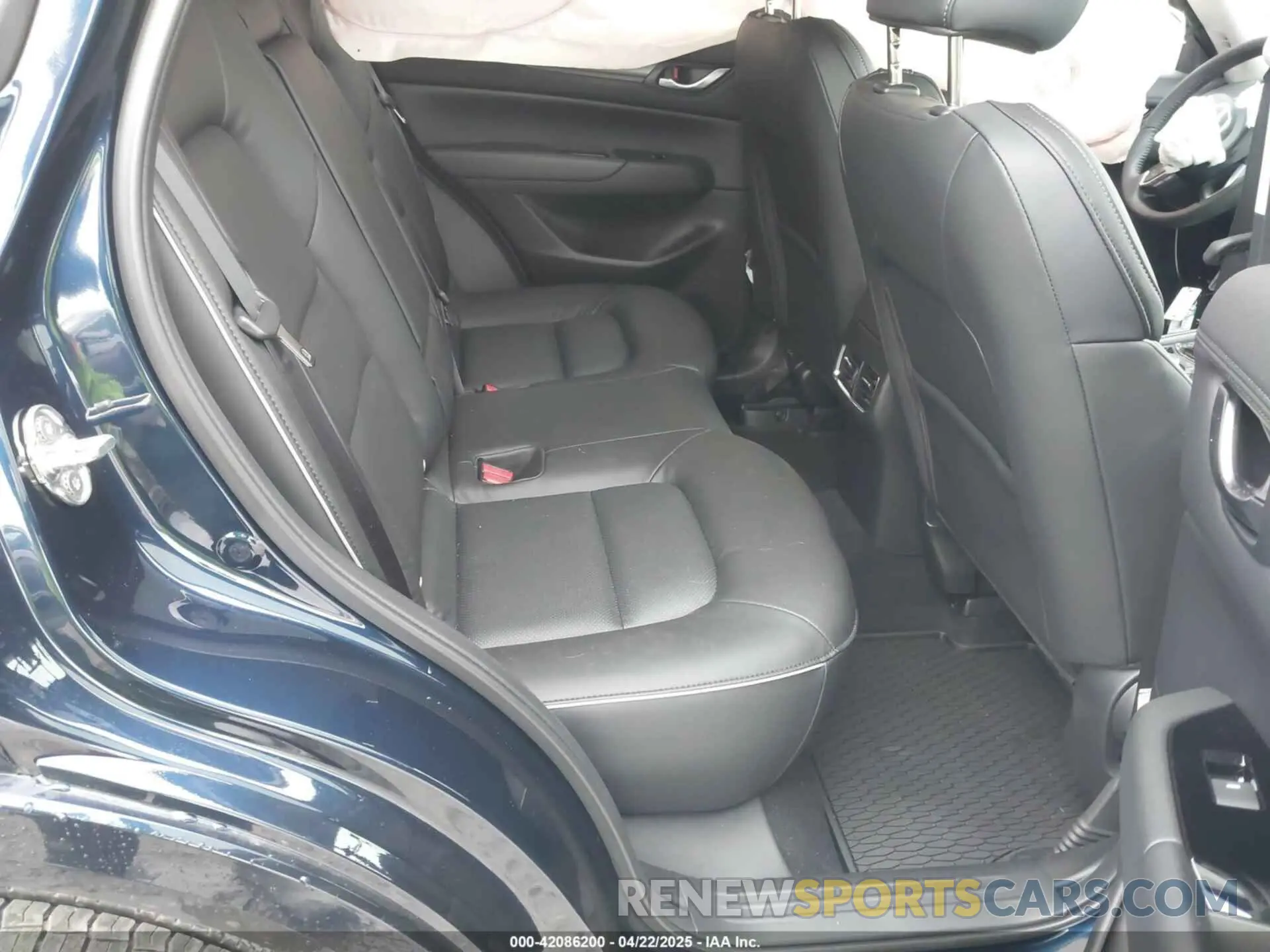 8 fotografías del automóvil dañado JM3KFBBL7S0585406 MAZDA CX-5 2025