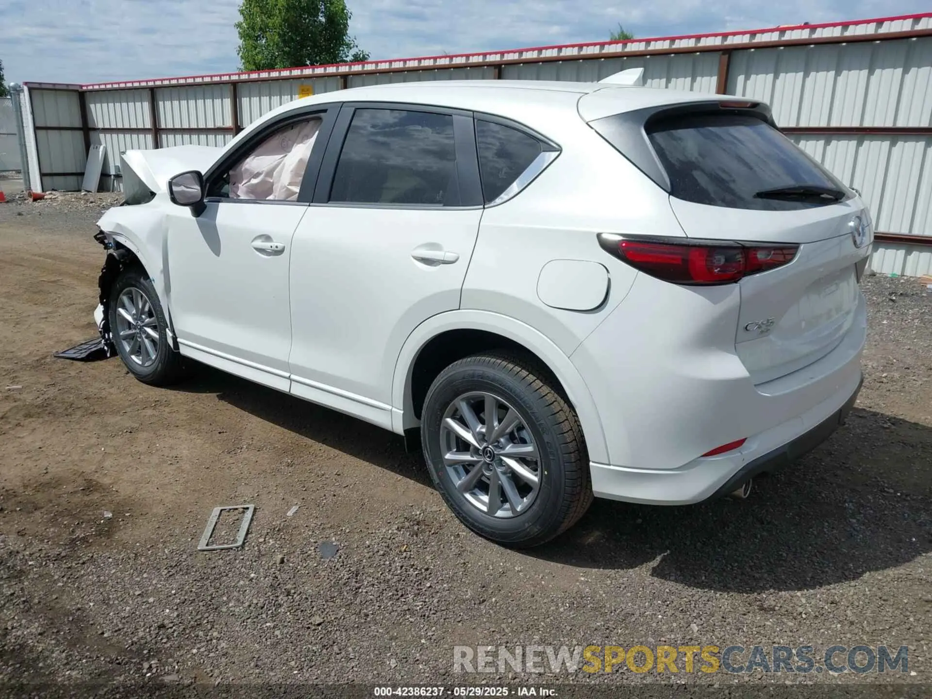 3 fotografías del automóvil dañado JM3KFBBL8S0676751 MAZDA CX-5 2025