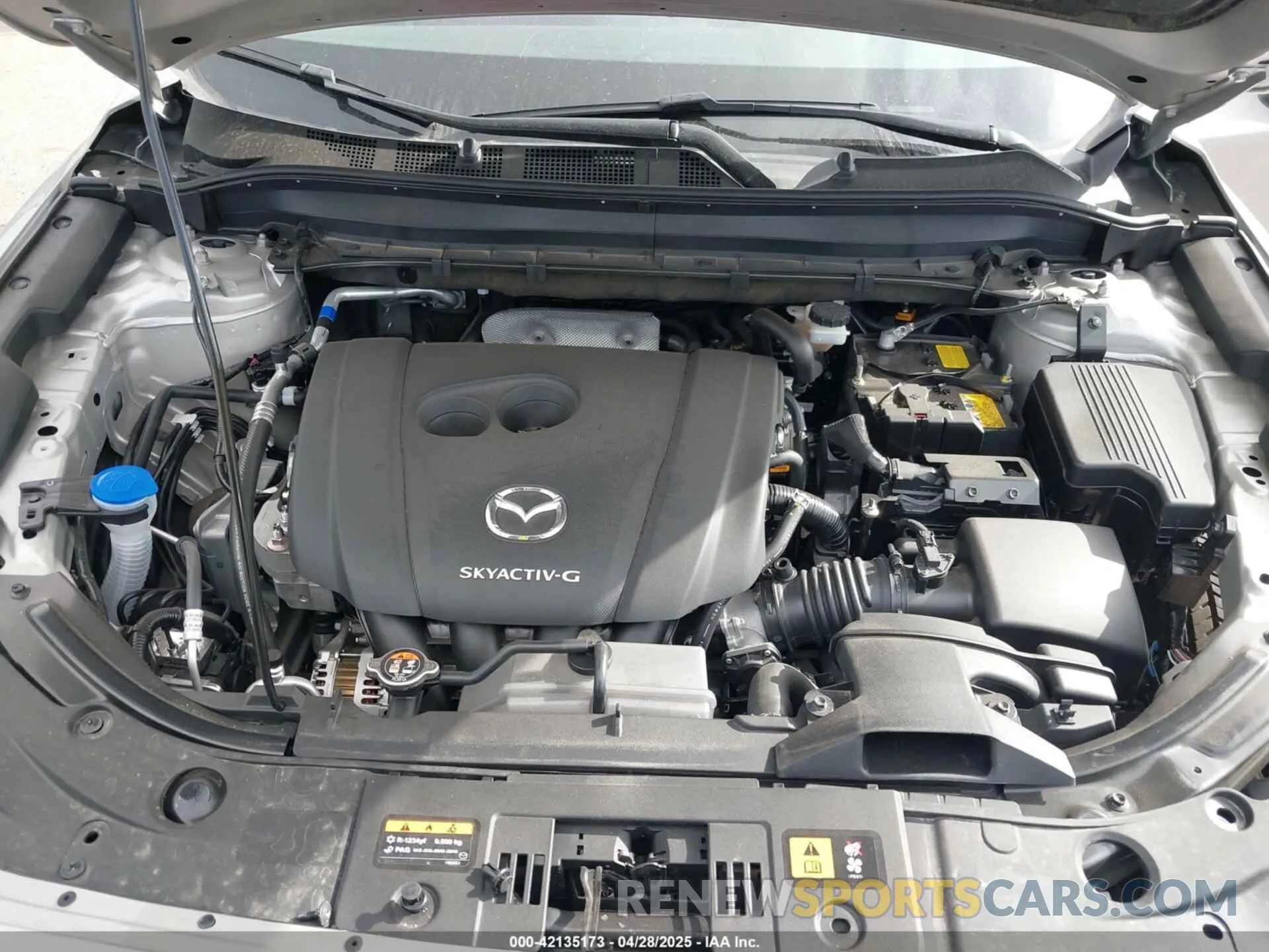 10 fotografías del automóvil dañado JM3KFBCL1S0601601 MAZDA CX-5 2025
