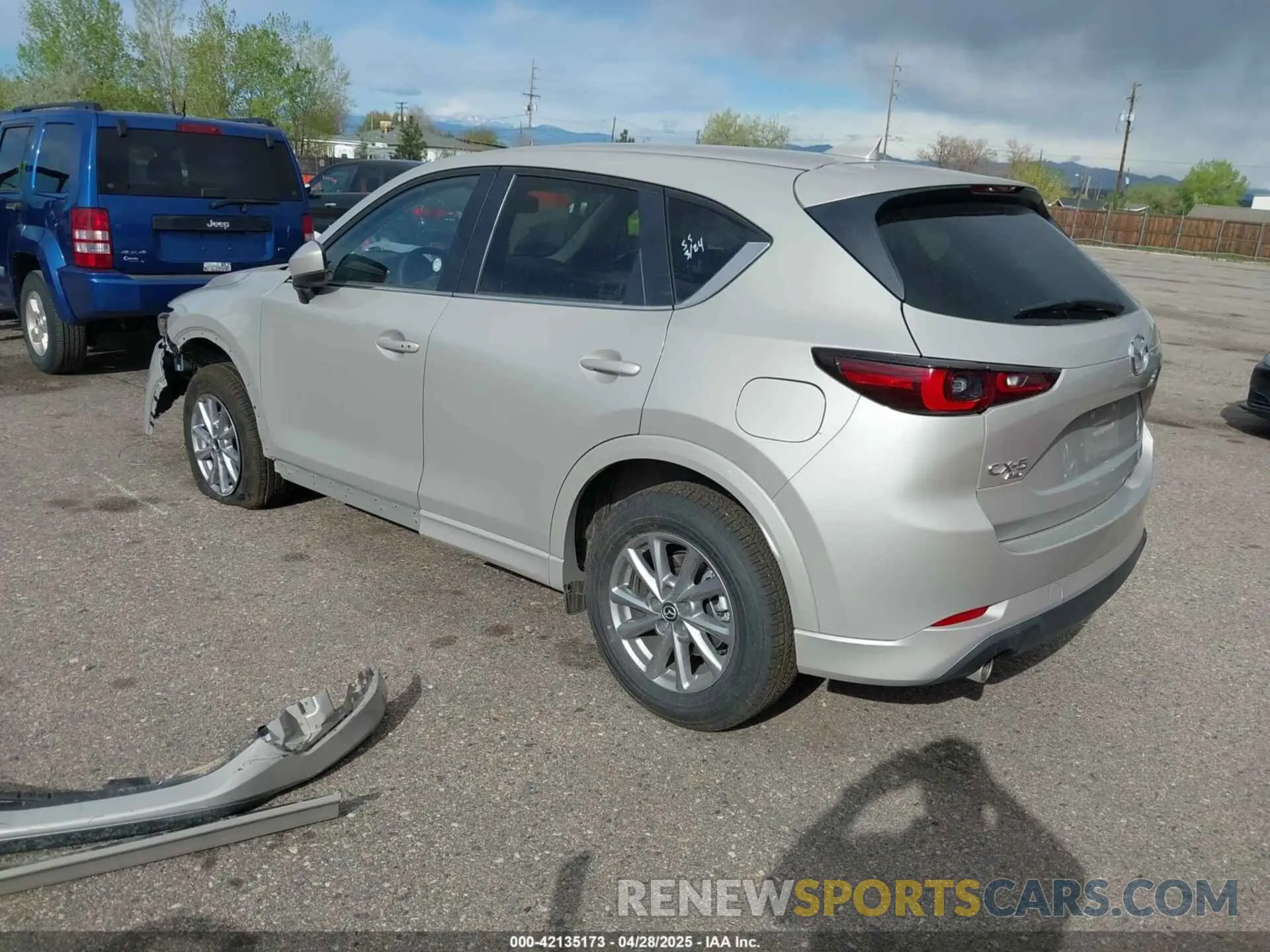 3 fotografías del automóvil dañado JM3KFBCL1S0601601 MAZDA CX-5 2025