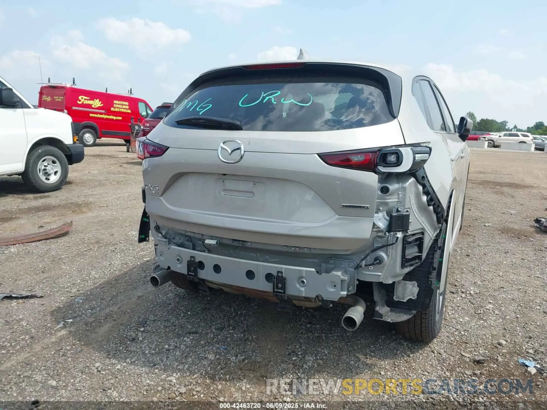 17 fotografías del automóvil dañado JM3KFBCL2S0584775 MAZDA CX-5 2025