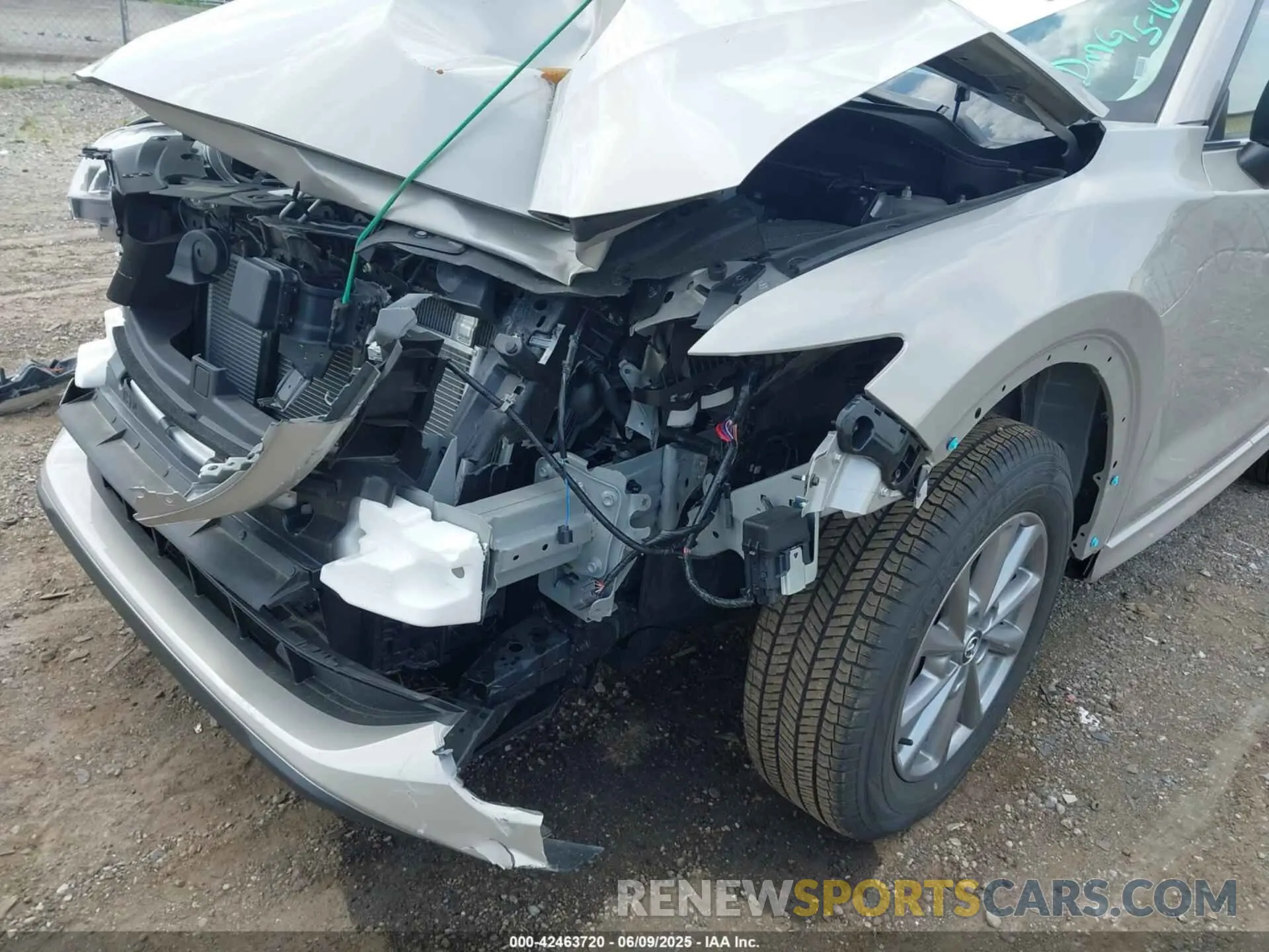 18 fotografías del automóvil dañado JM3KFBCL2S0584775 MAZDA CX-5 2025