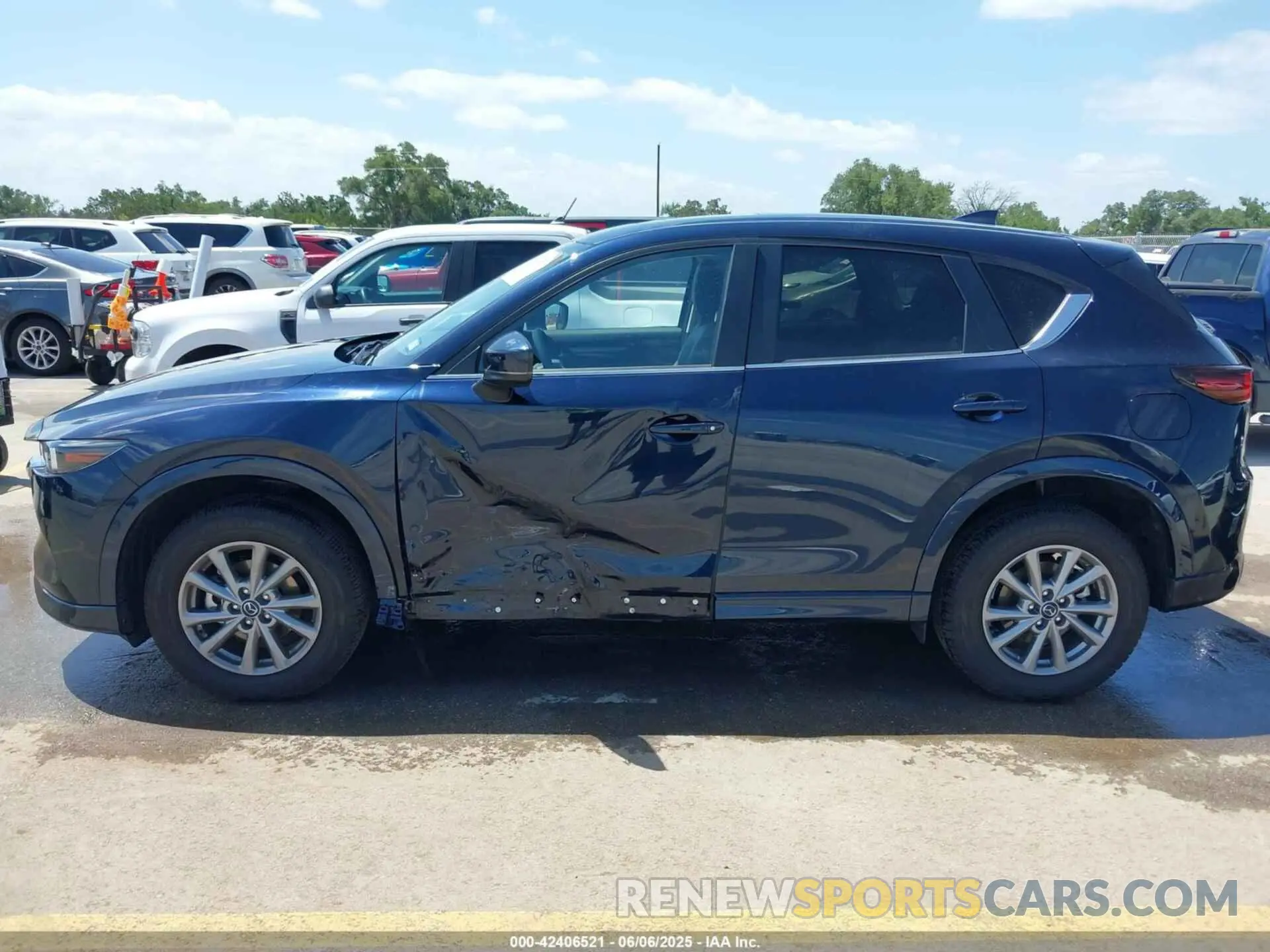 14 fotografías del automóvil dañado JM3KFBCL2S0592262 MAZDA CX-5 2025