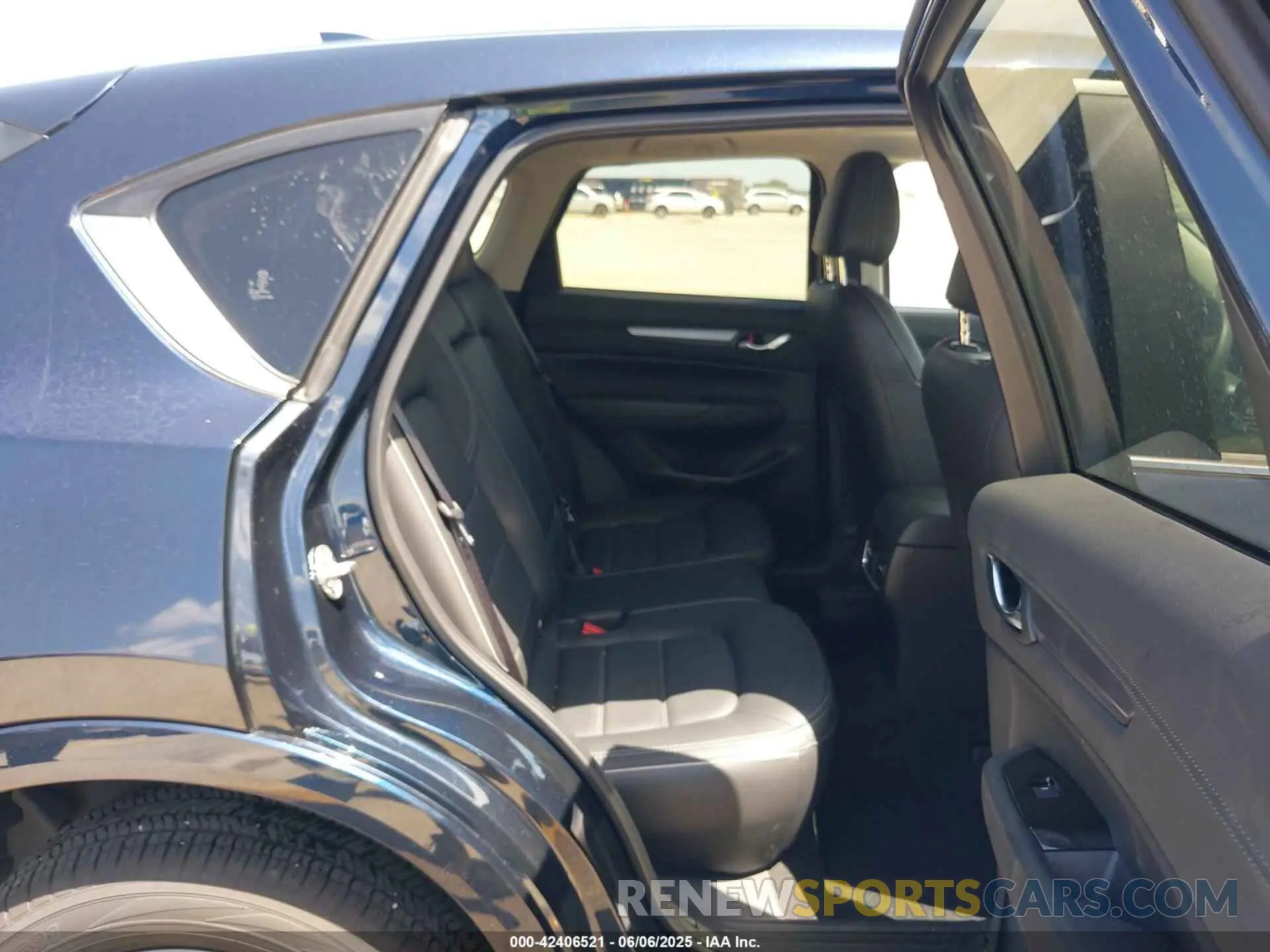 8 fotografías del automóvil dañado JM3KFBCL2S0592262 MAZDA CX-5 2025