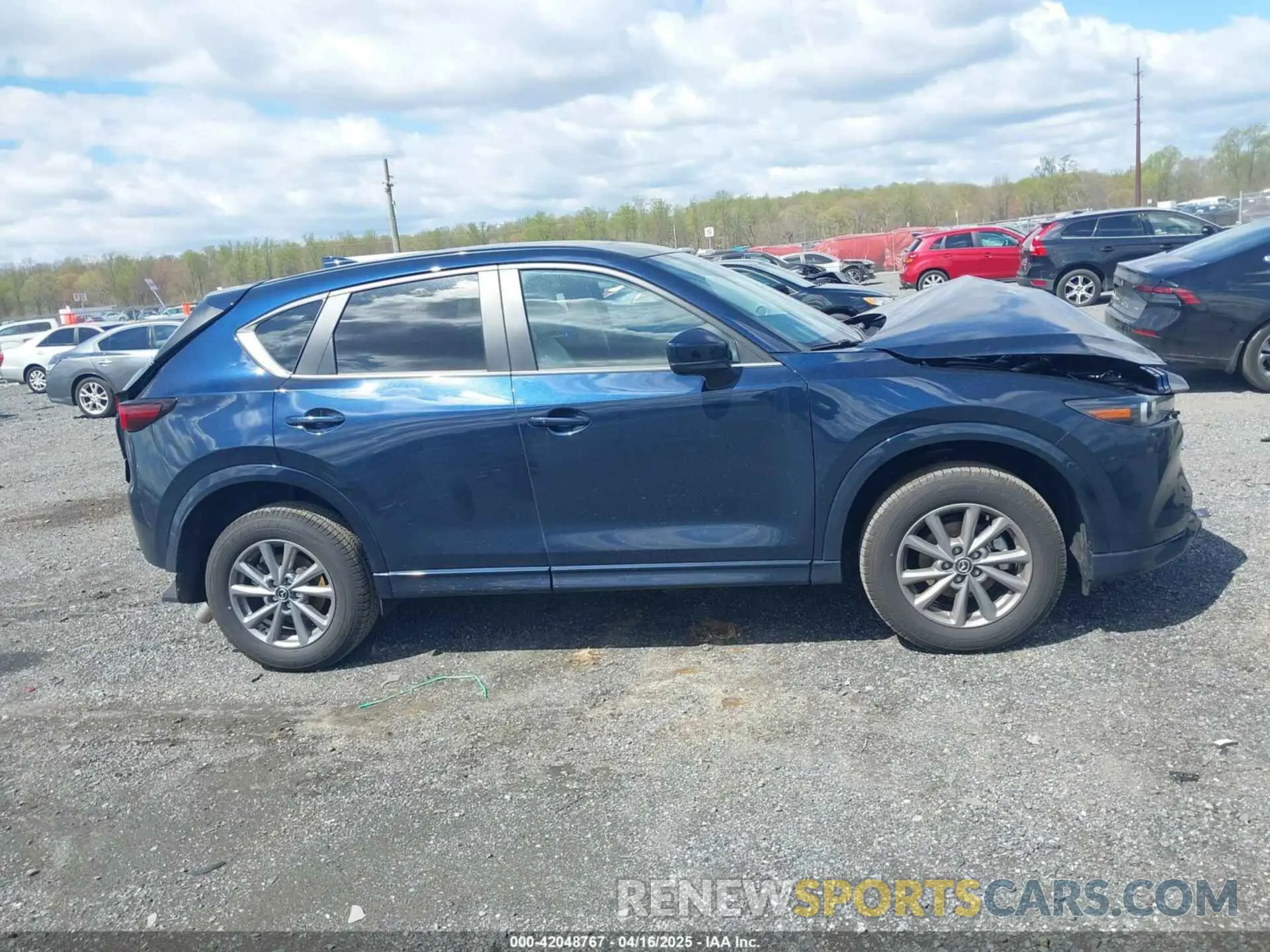 14 fotografías del automóvil dañado JM3KFBCL3S0586759 MAZDA CX-5 2025