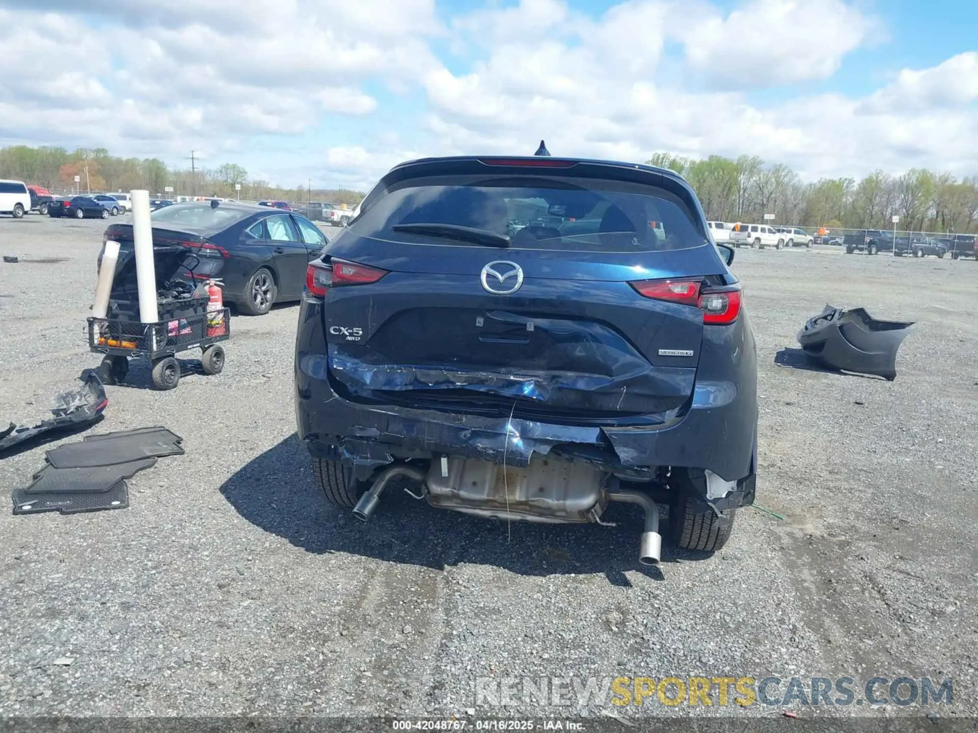 17 fotografías del automóvil dañado JM3KFBCL3S0586759 MAZDA CX-5 2025