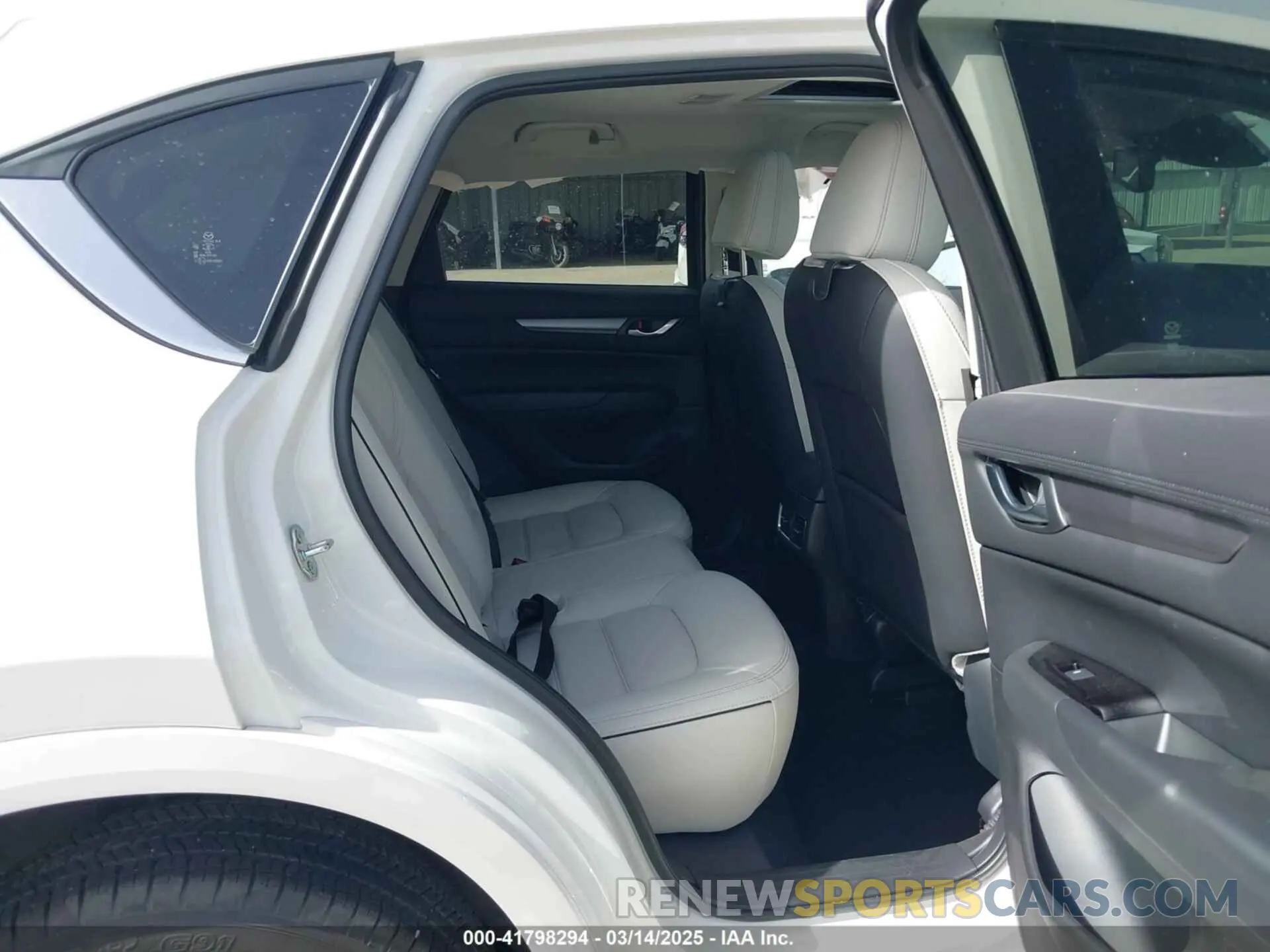 8 fotografías del automóvil dañado JM3KFBCL3S0590178 MAZDA CX-5 2025