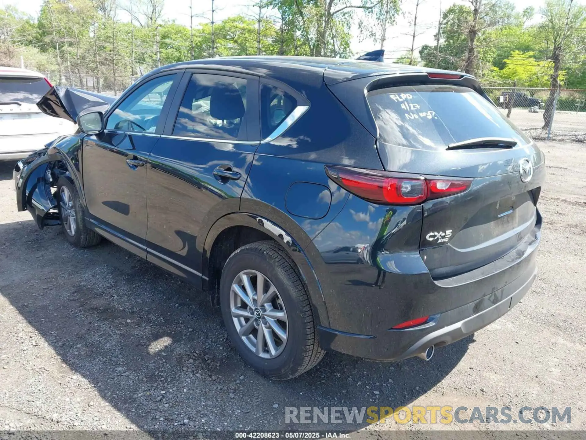 3 fotografías del automóvil dañado JM3KFBCL6S0573729 MAZDA CX-5 2025