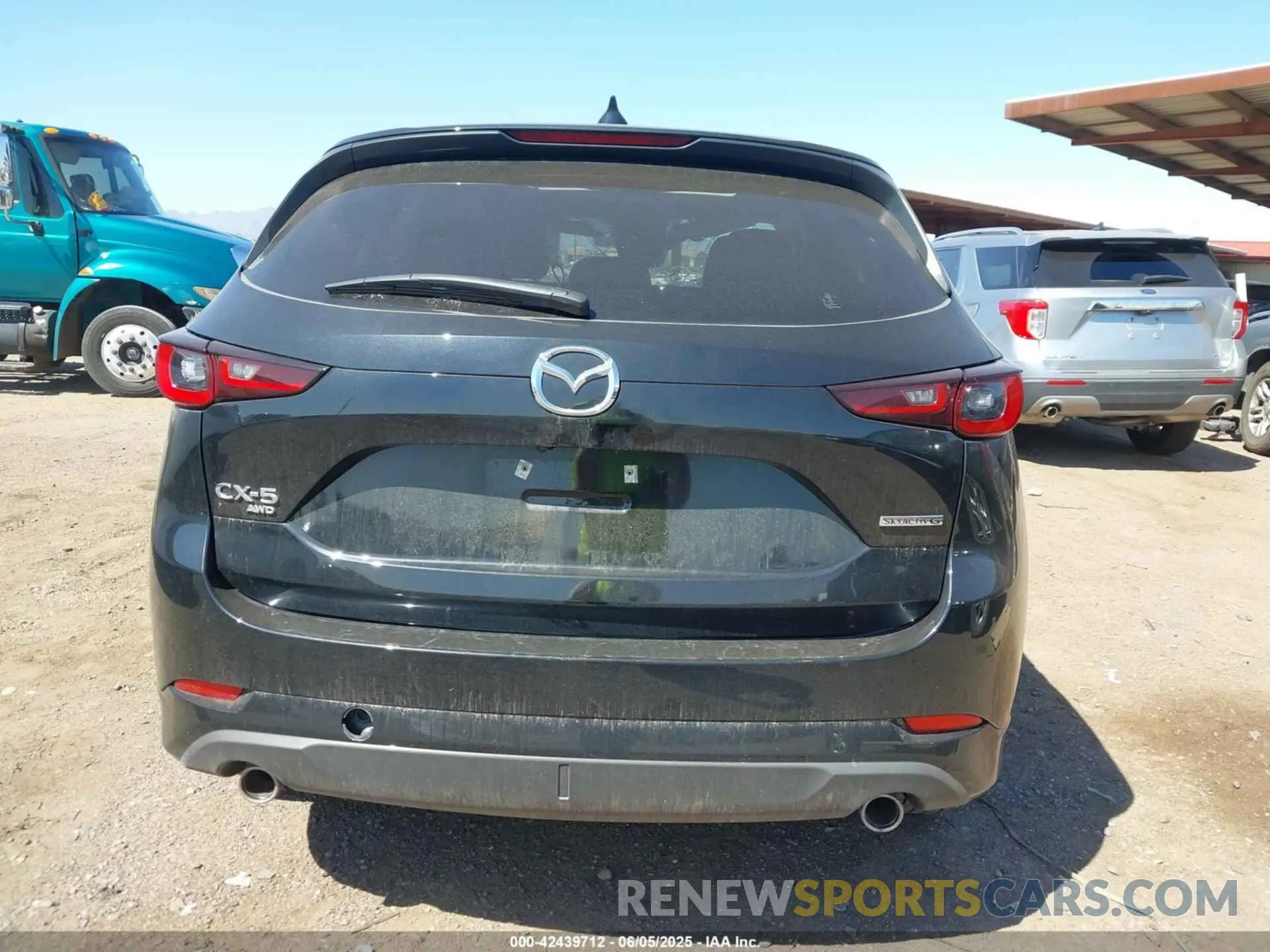 15 fotografías del automóvil dañado JM3KFBCL6S0600637 MAZDA CX-5 2025