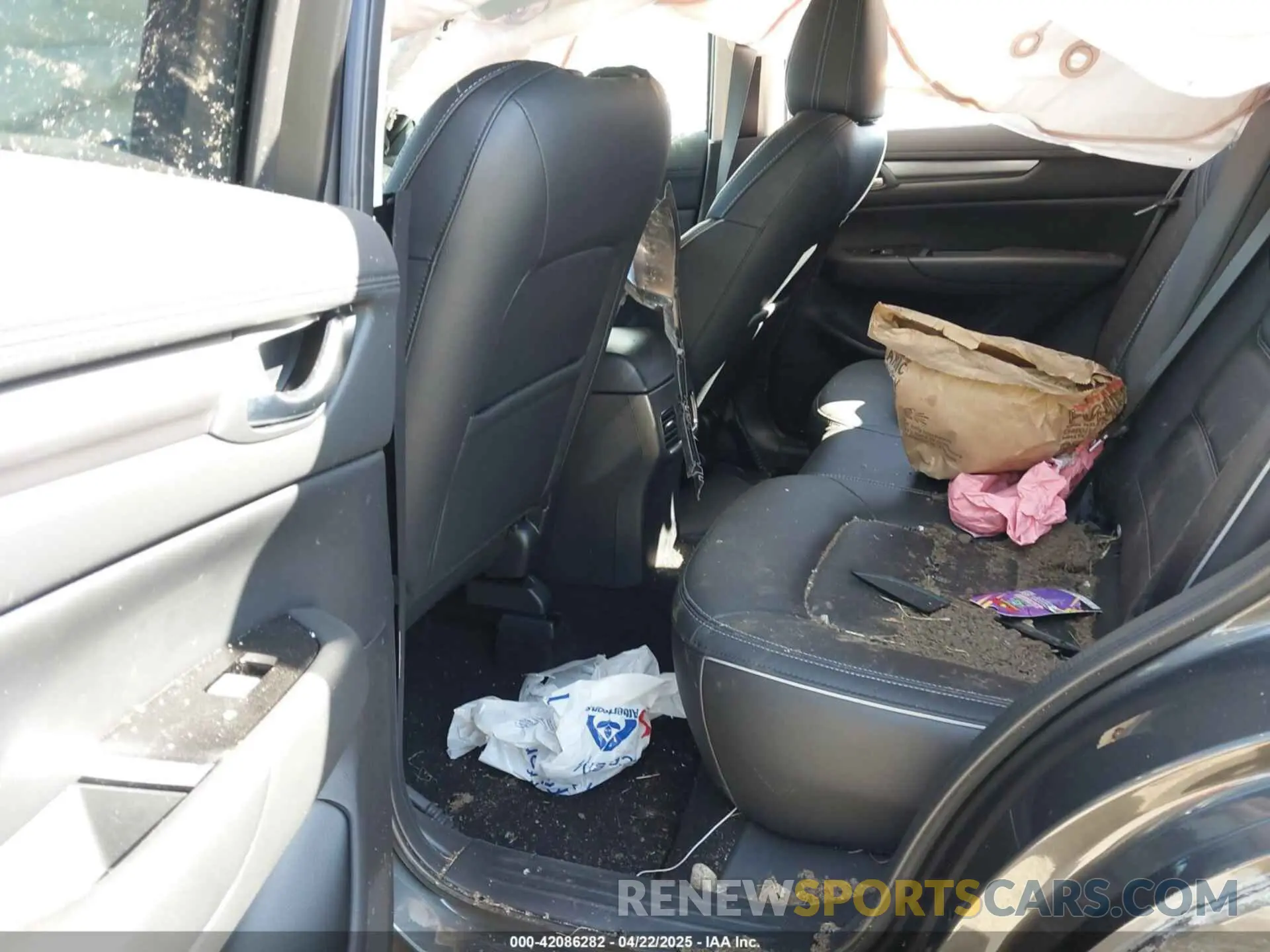 8 fotografías del automóvil dañado JM3KFBCL8S0603670 MAZDA CX-5 2025