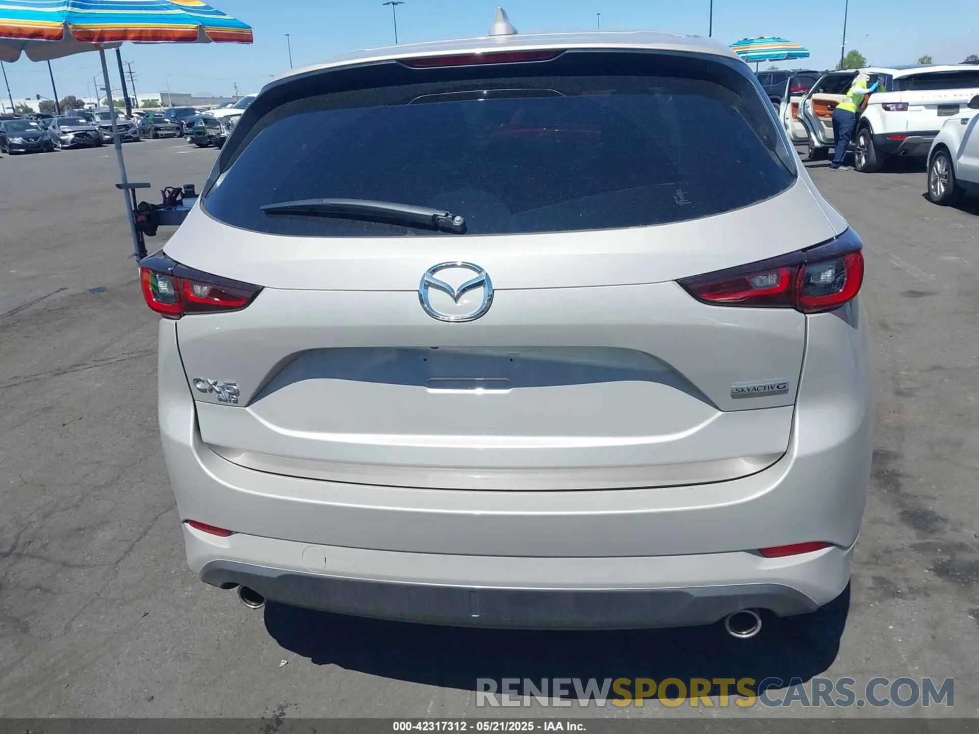 16 fotografías del automóvil dañado JM3KFBCL8S0626656 MAZDA CX-5 2025