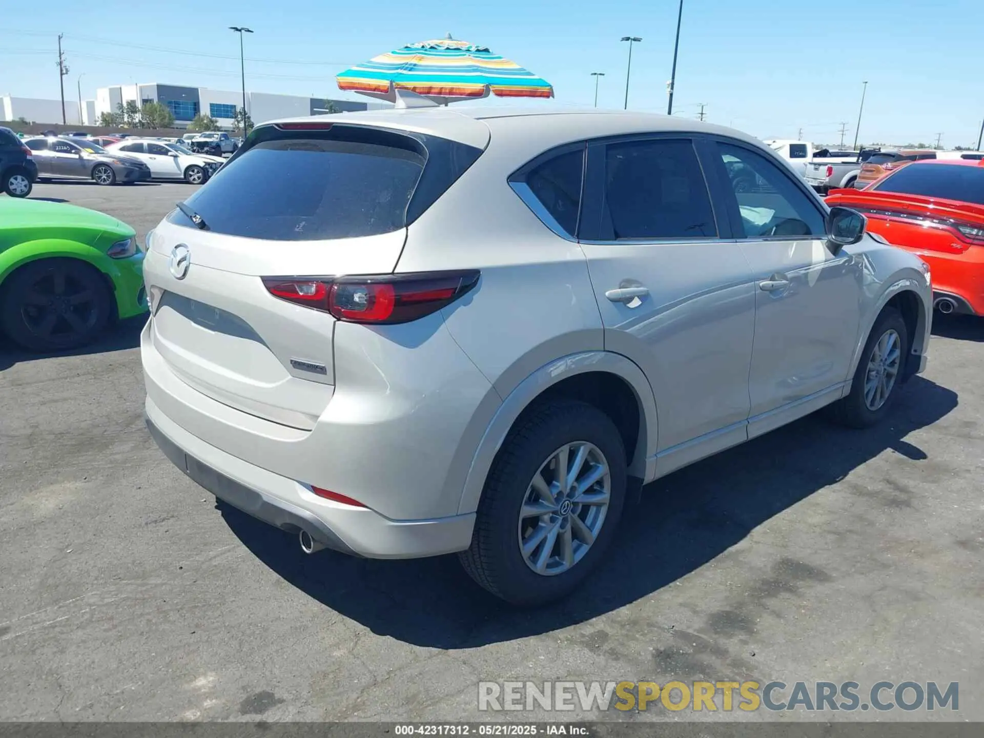 4 fotografías del automóvil dañado JM3KFBCL8S0626656 MAZDA CX-5 2025