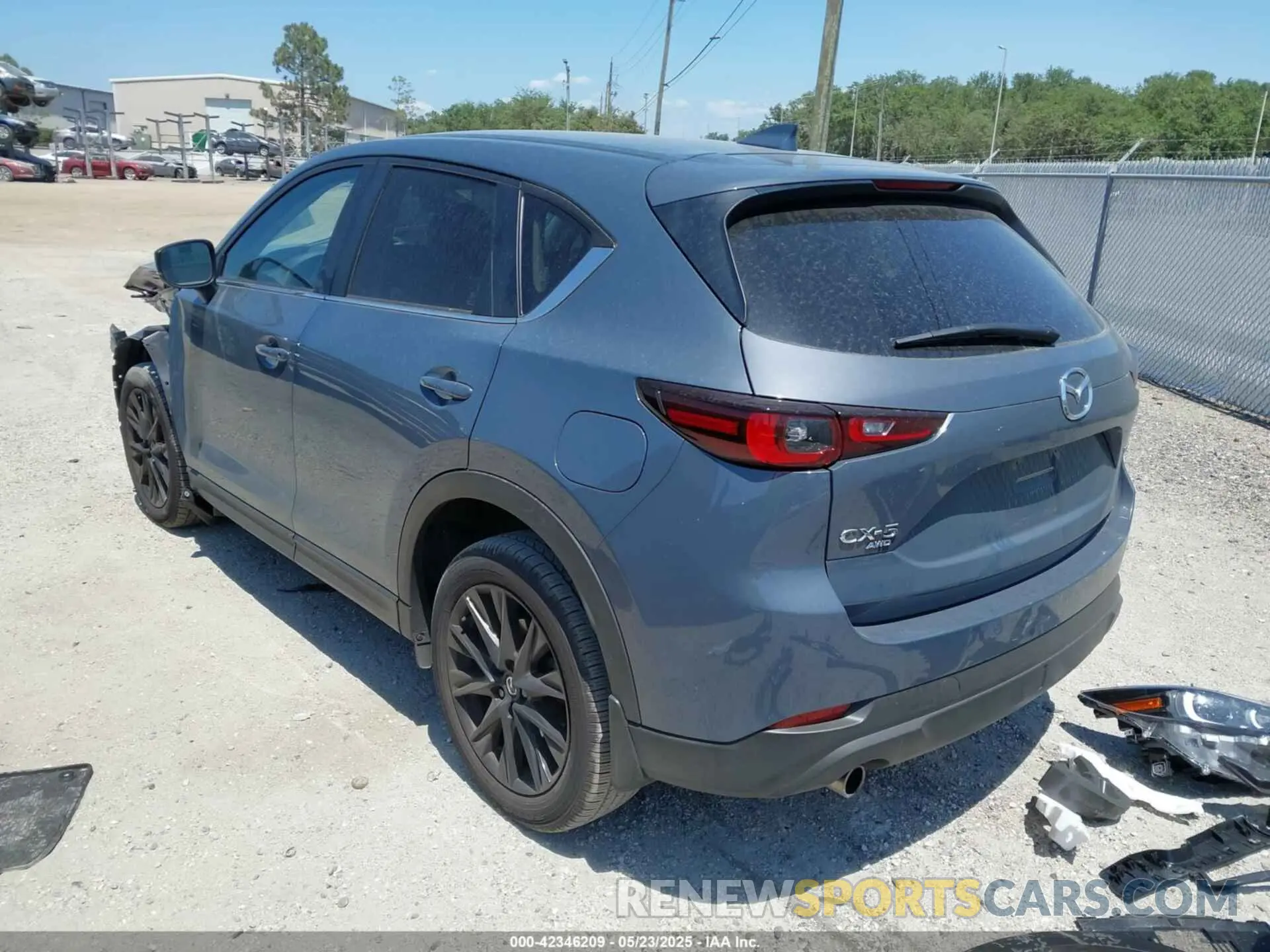 3 fotografías del automóvil dañado JM3KFBCM1S0580726 MAZDA CX-5 2025
