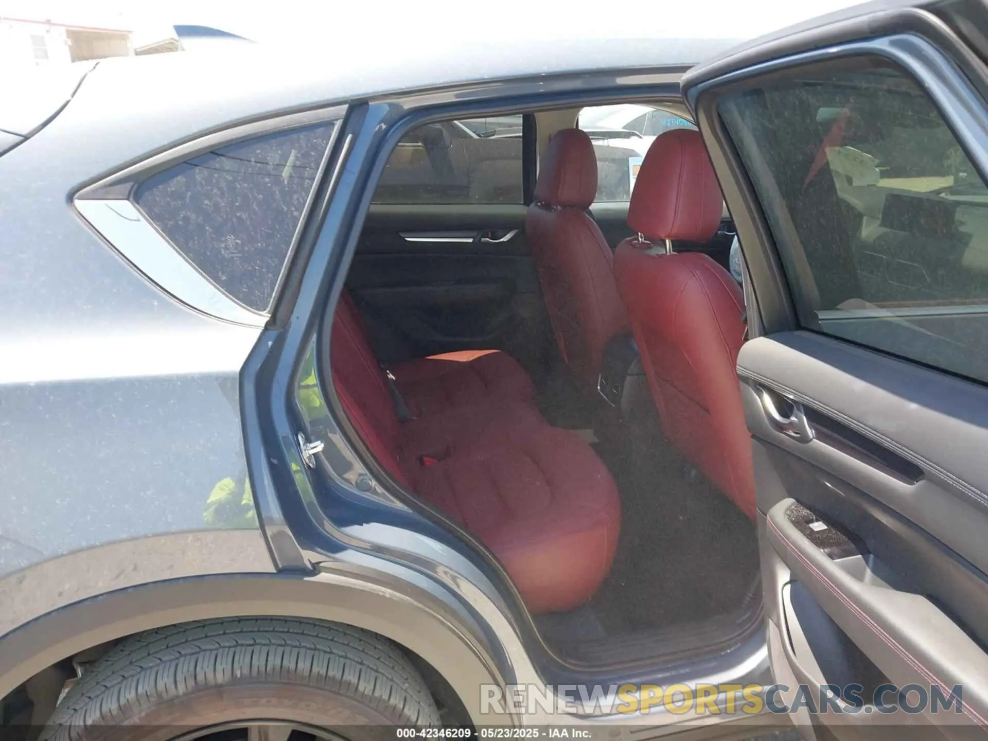 8 fotografías del automóvil dañado JM3KFBCM1S0580726 MAZDA CX-5 2025