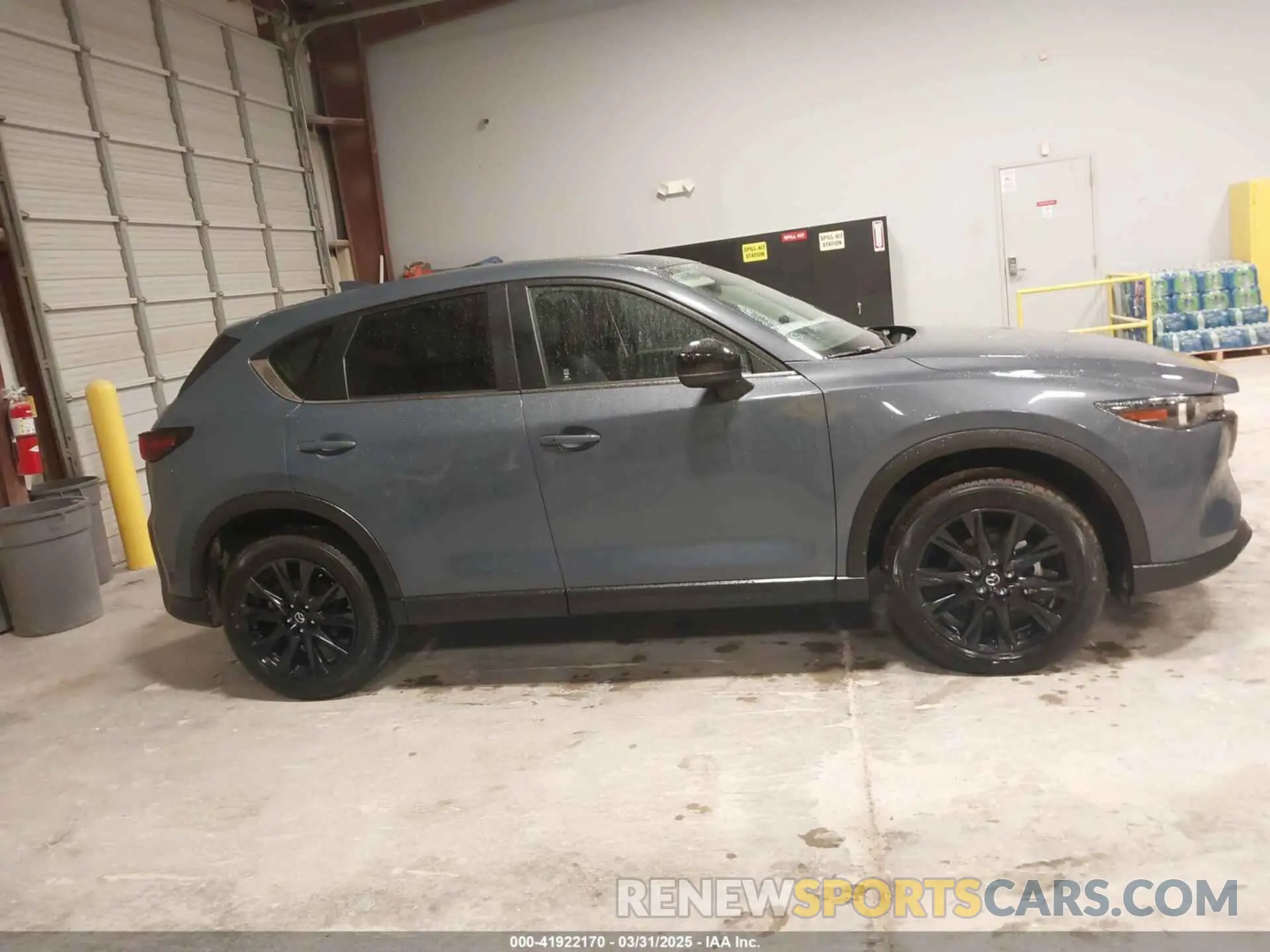 12 fotografías del automóvil dañado JM3KFBCM2S0555110 MAZDA CX-5 2025