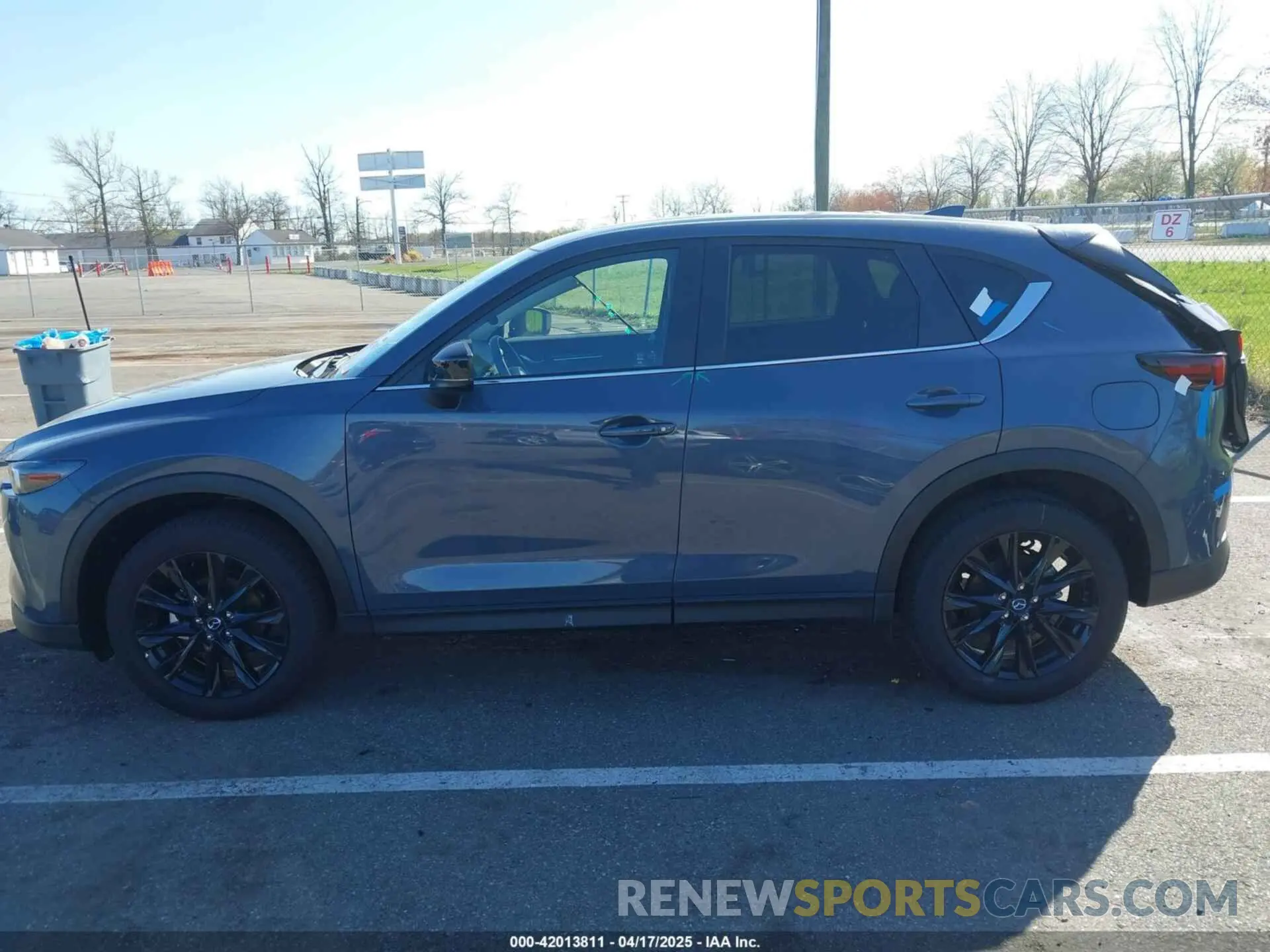 14 fotografías del automóvil dañado JM3KFBCM9S0558117 MAZDA CX-5 2025