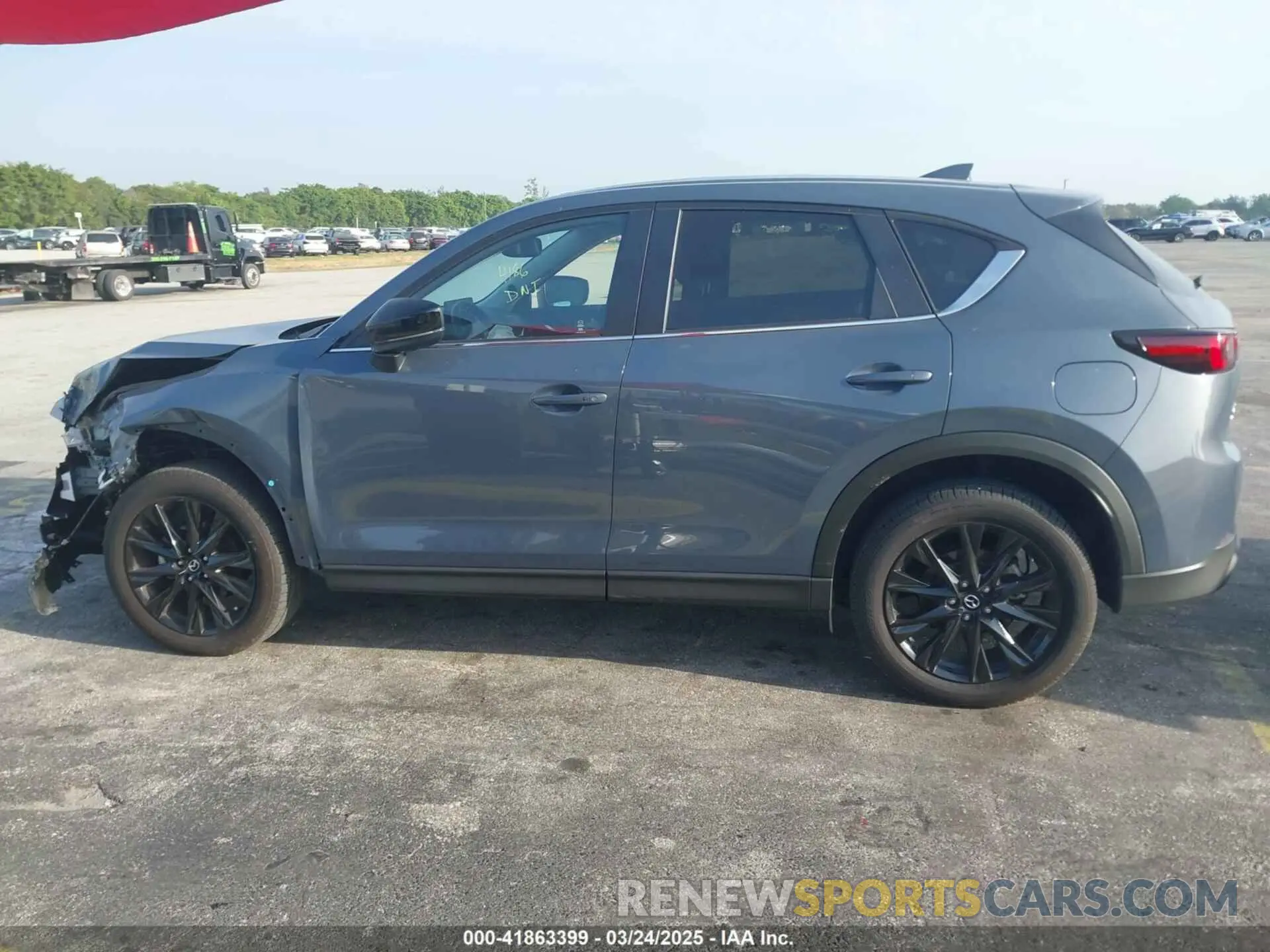 15 fotografías del automóvil dañado JM3KFBCMXS0556652 MAZDA CX-5 2025