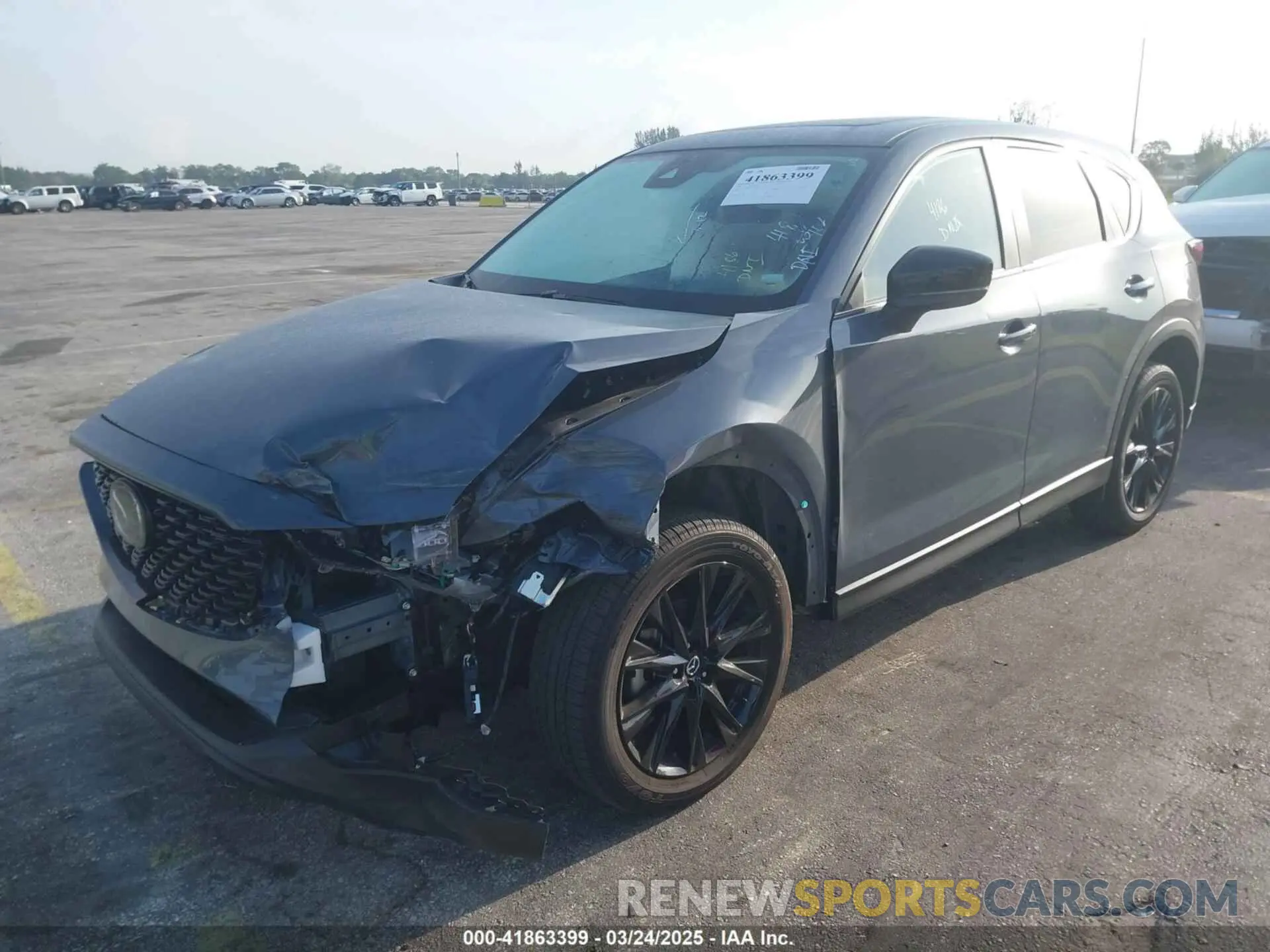2 fotografías del automóvil dañado JM3KFBCMXS0556652 MAZDA CX-5 2025