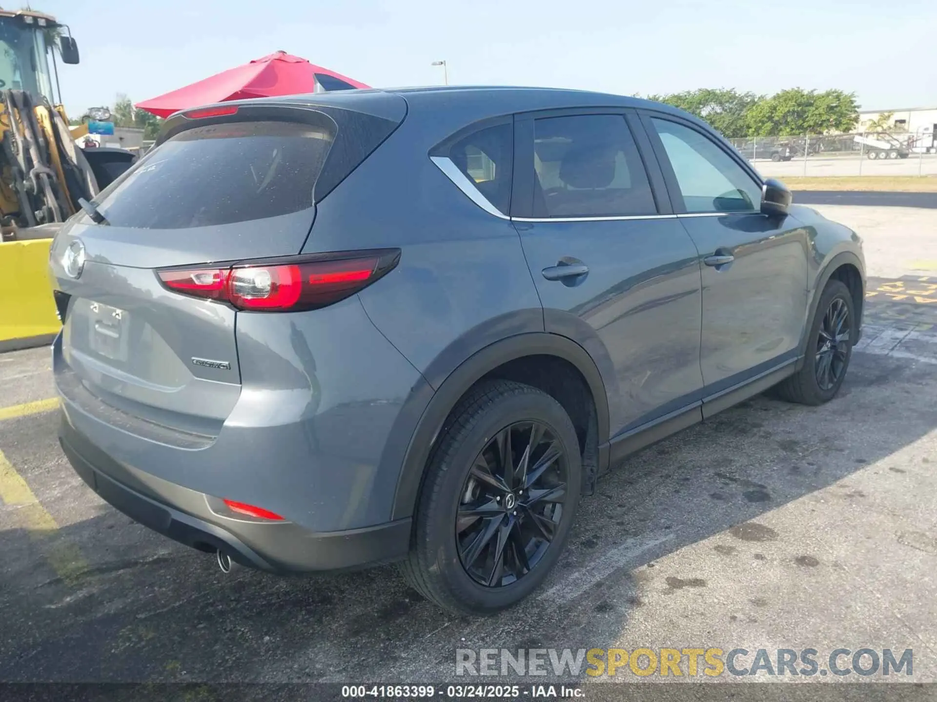 4 fotografías del automóvil dañado JM3KFBCMXS0556652 MAZDA CX-5 2025