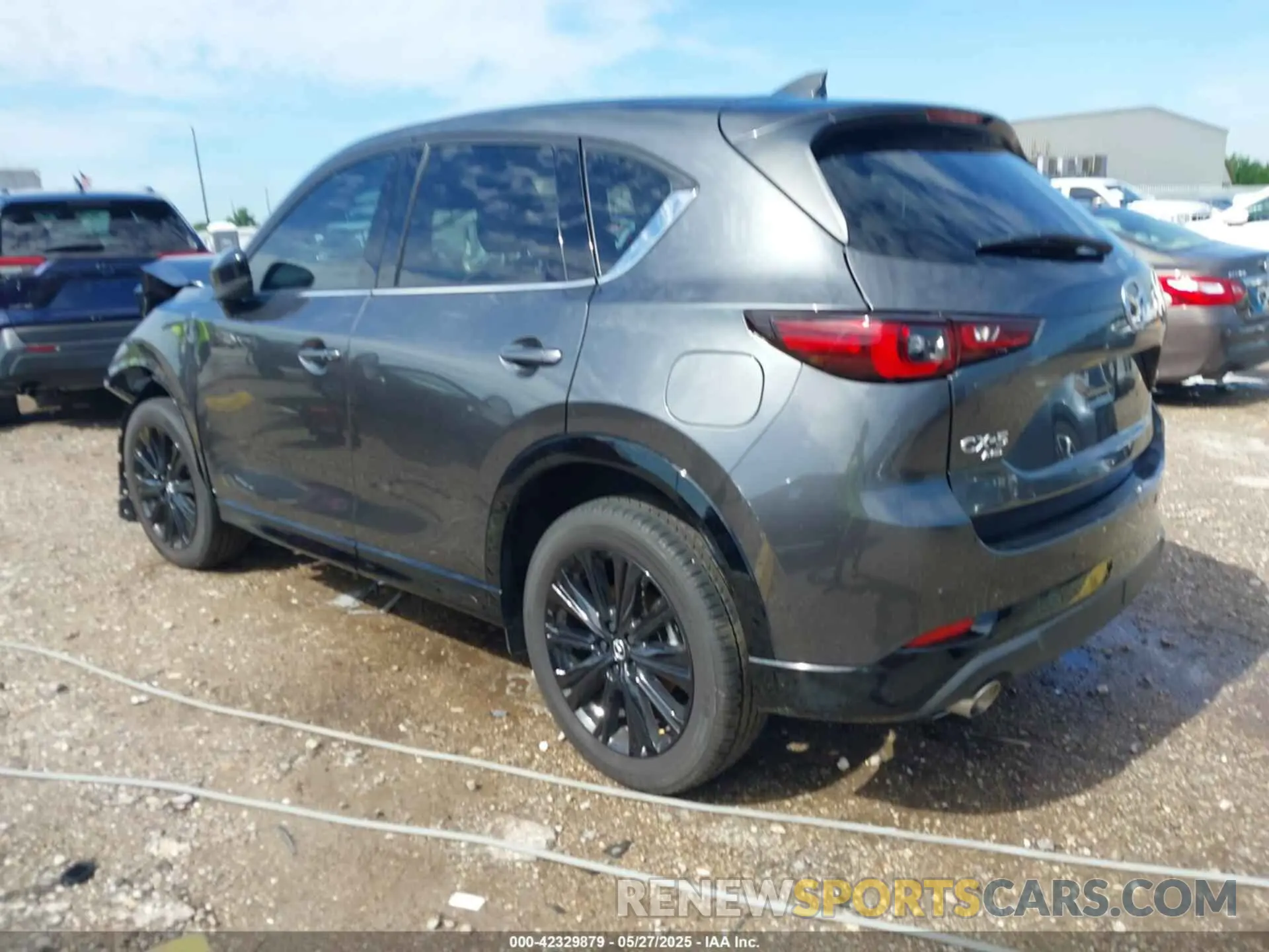 3 fotografías del automóvil dañado JM3KFBDY8S0598867 MAZDA CX-5 2025