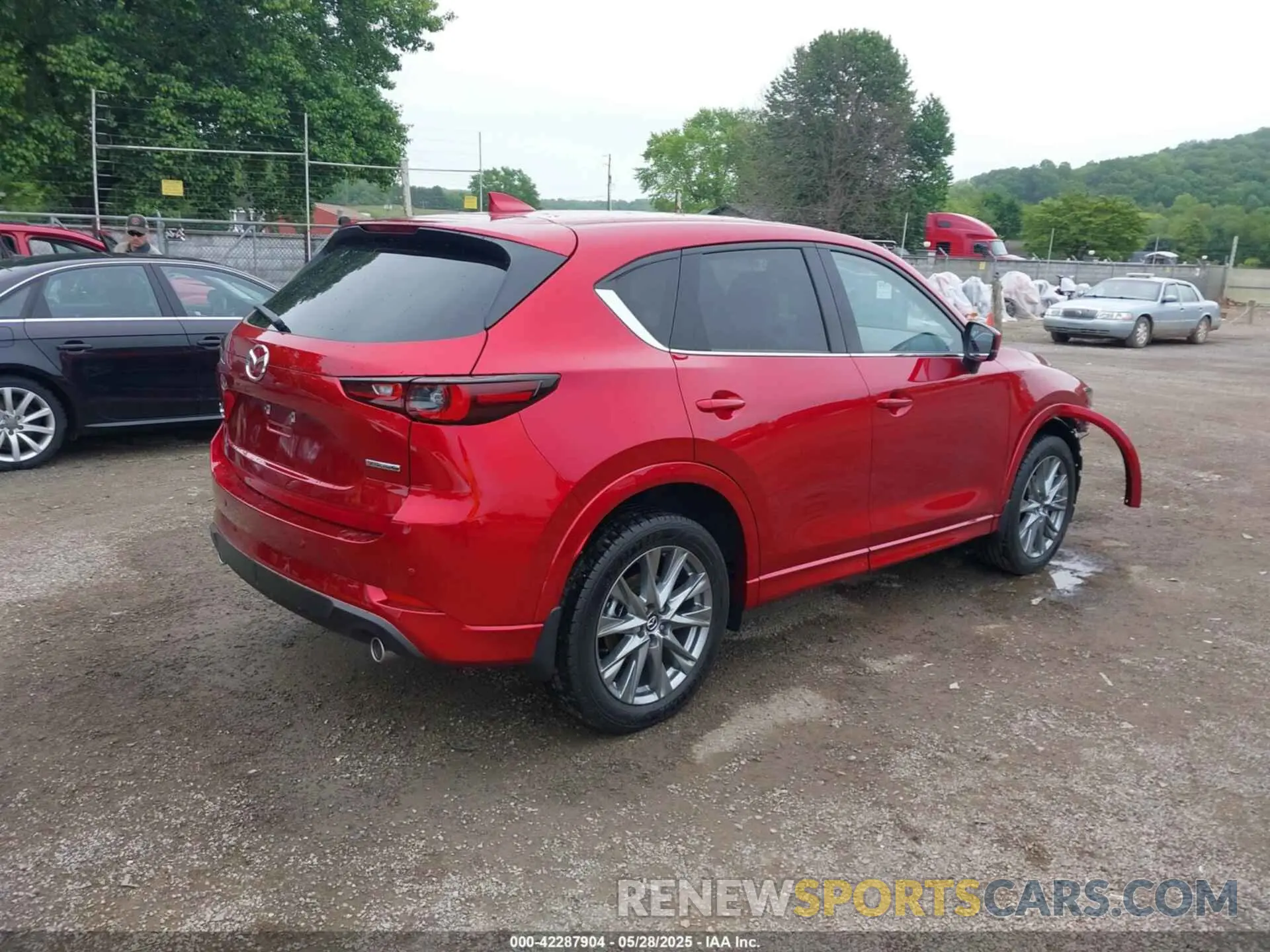 4 fotografías del automóvil dañado JM3KFBEM1S0653669 MAZDA CX-5 2025