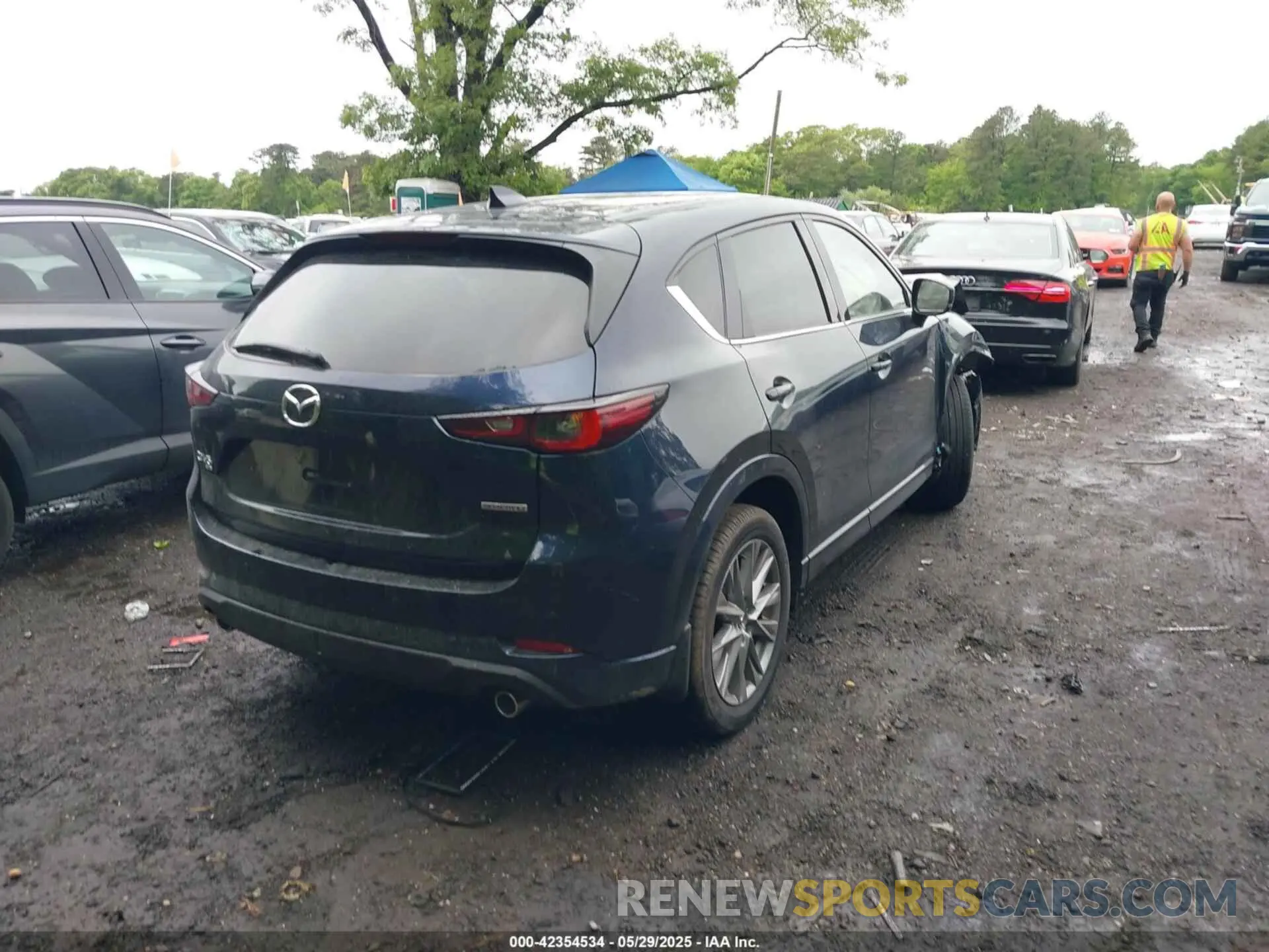 4 fotografías del automóvil dañado JM3KFBEM2S0621927 MAZDA CX-5 2025