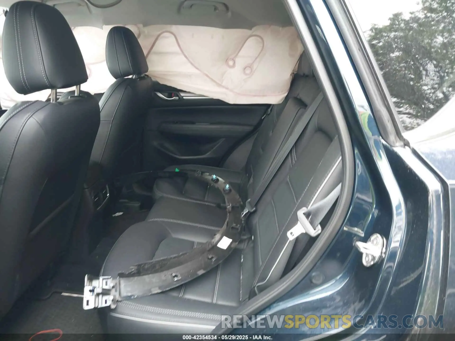 8 fotografías del automóvil dañado JM3KFBEM2S0621927 MAZDA CX-5 2025
