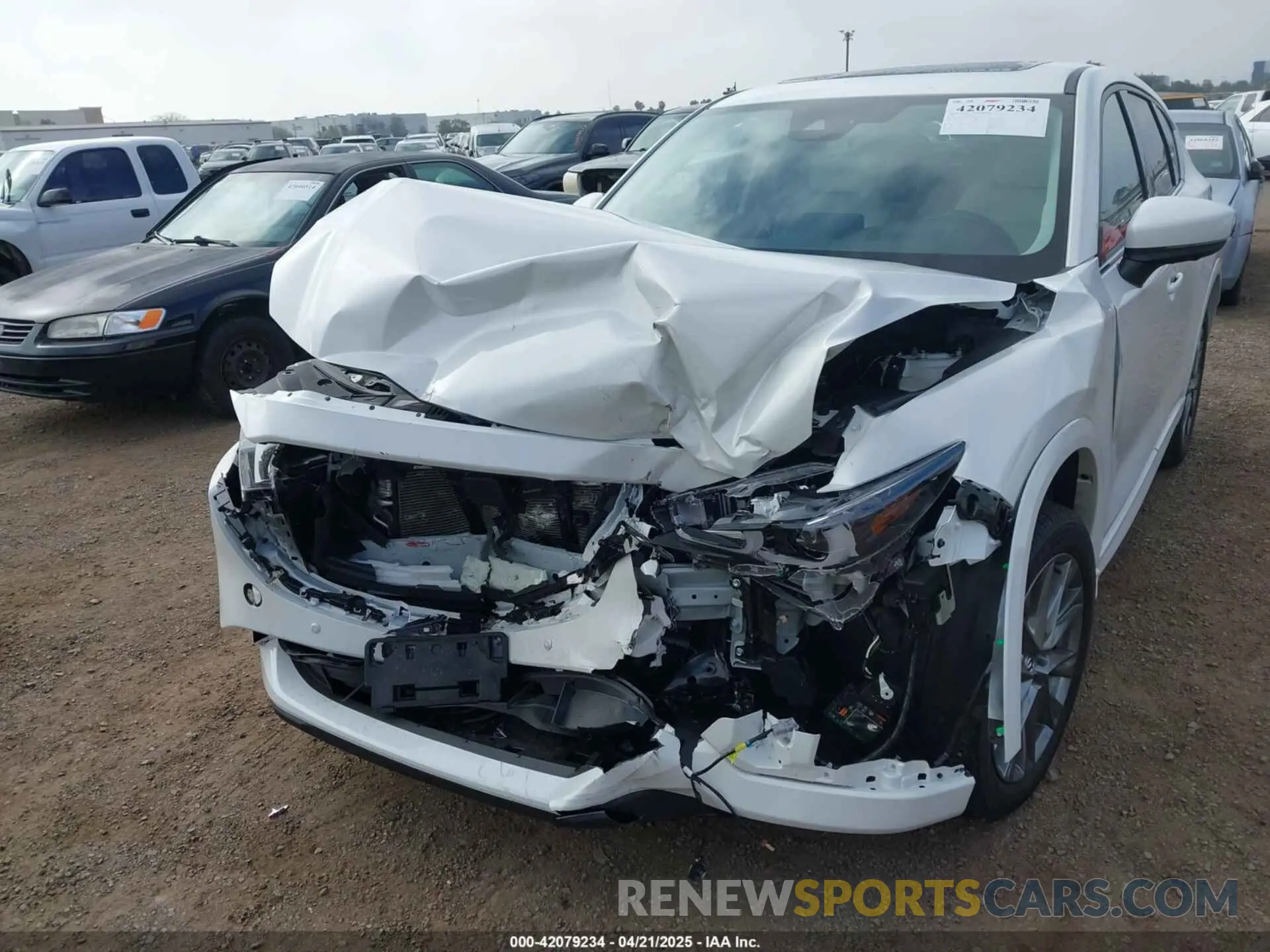 6 fotografías del automóvil dañado JM3KFBEM2S0637206 MAZDA CX-5 2025