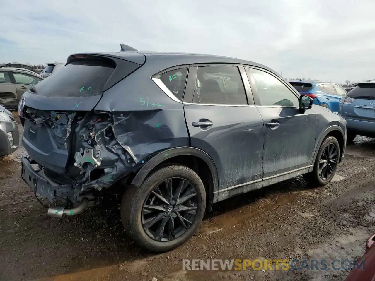 3 fotografías del automóvil dañado JM3KFBCY4M0467553 MAZDA CX-5 CARBO 2021
