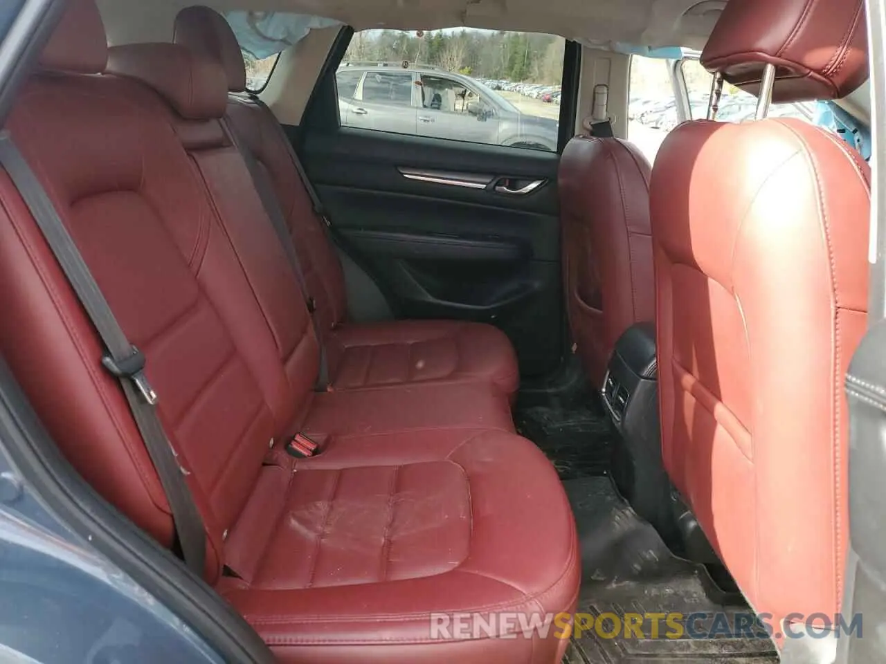 10 fotografías del automóvil dañado JM3KFBCY7M0352364 MAZDA CX-5 CARBO 2021