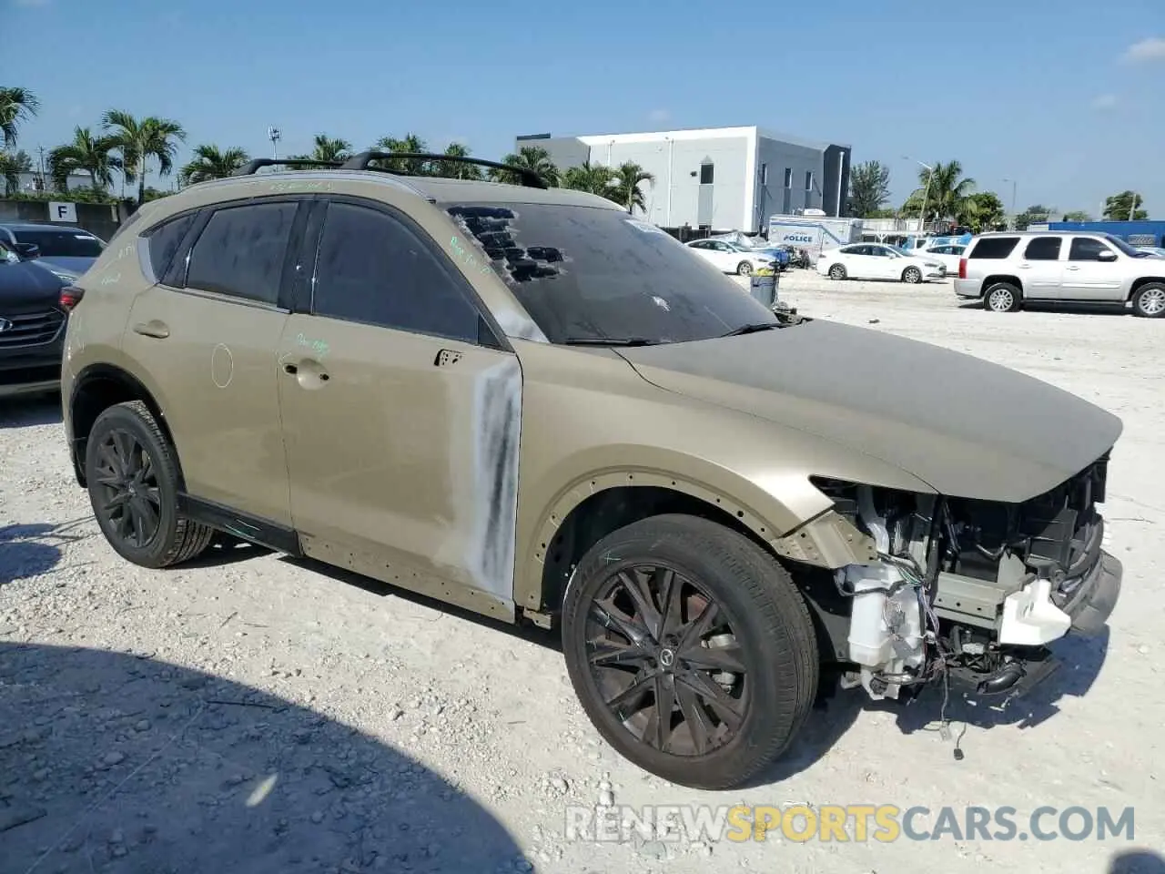 4 fotografías del automóvil dañado JM3KFBAY5R0435589 MAZDA CX-5 CARBO 2024