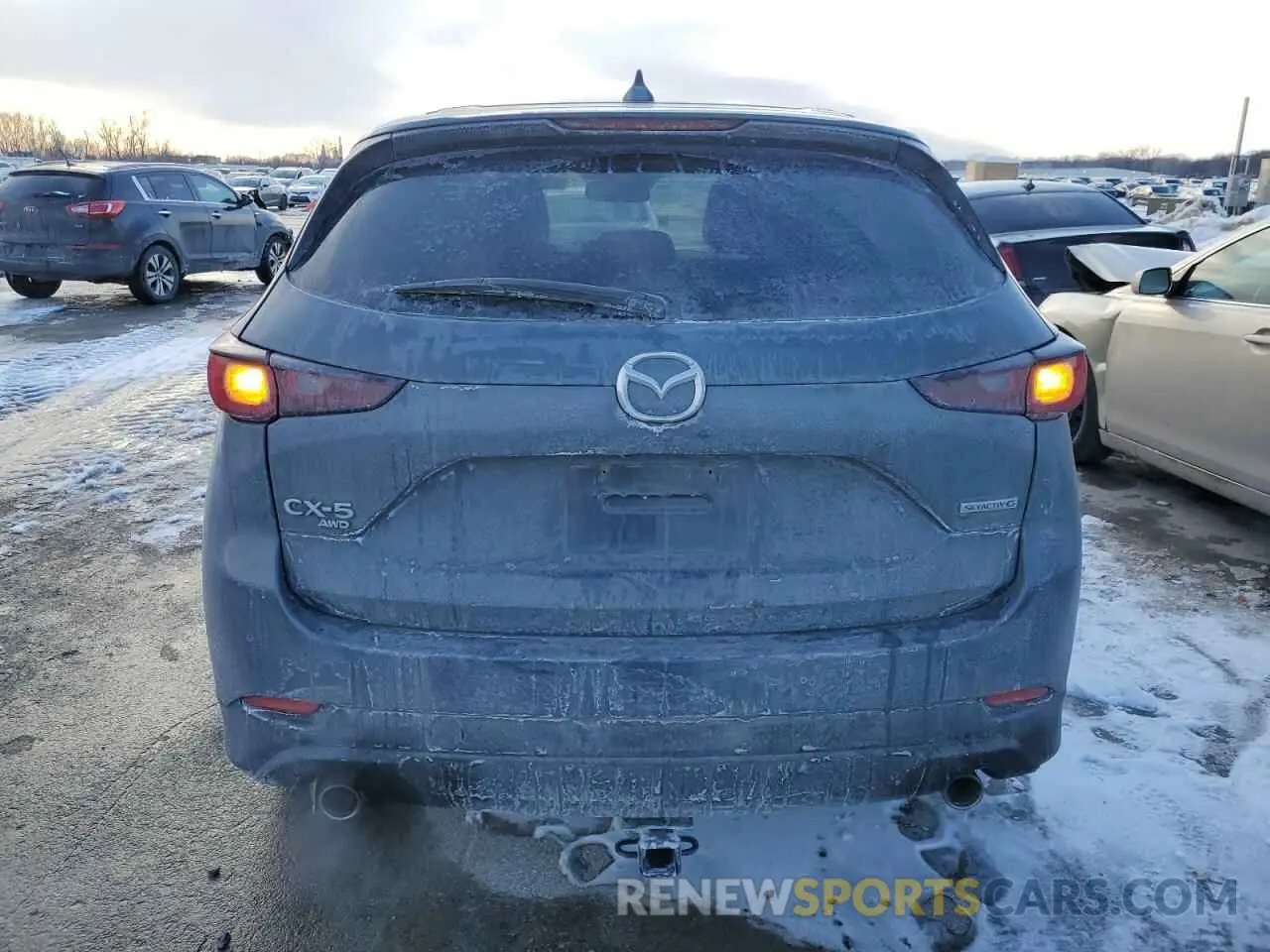 6 fotografías del automóvil dañado JM3KFBCM2N0546105 MAZDA CX-5 PREFE 2022