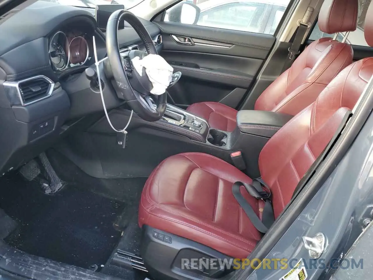 7 fotografías del automóvil dañado JM3KFBCM2N0546105 MAZDA CX-5 PREFE 2022