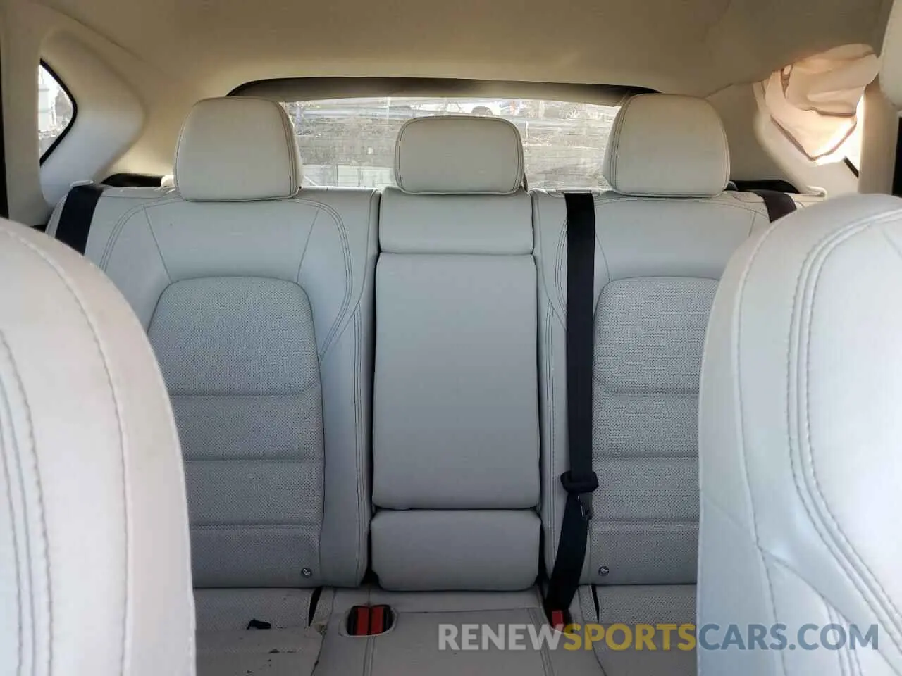 10 fotografías del automóvil dañado JM3KFBCM2N0564751 MAZDA CX-5 PREFE 2022