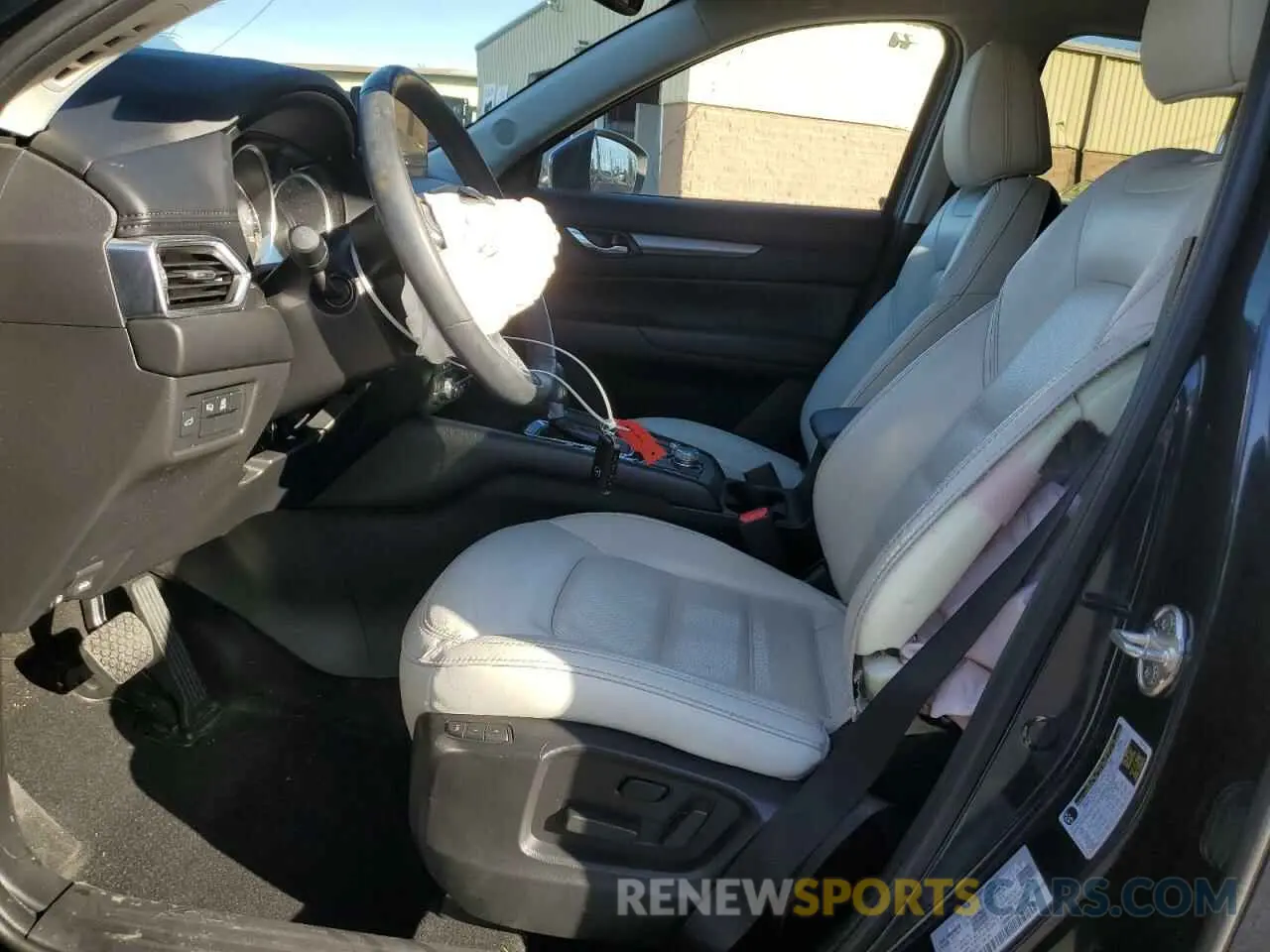 7 fotografías del automóvil dañado JM3KFBCM2N0564751 MAZDA CX-5 PREFE 2022