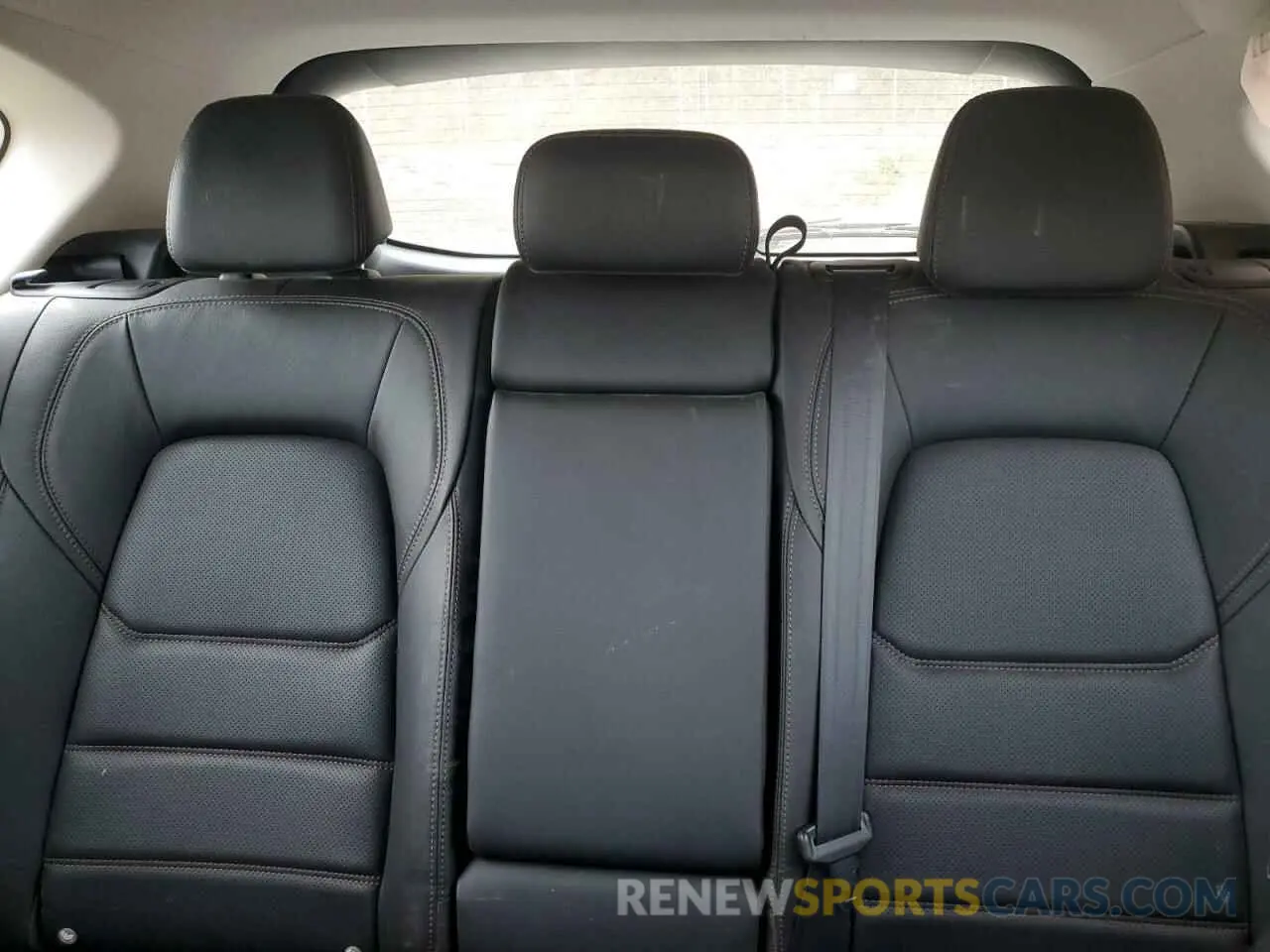 10 fotografías del automóvil dañado JM3KFBCM2N0648407 MAZDA CX-5 PREFE 2022