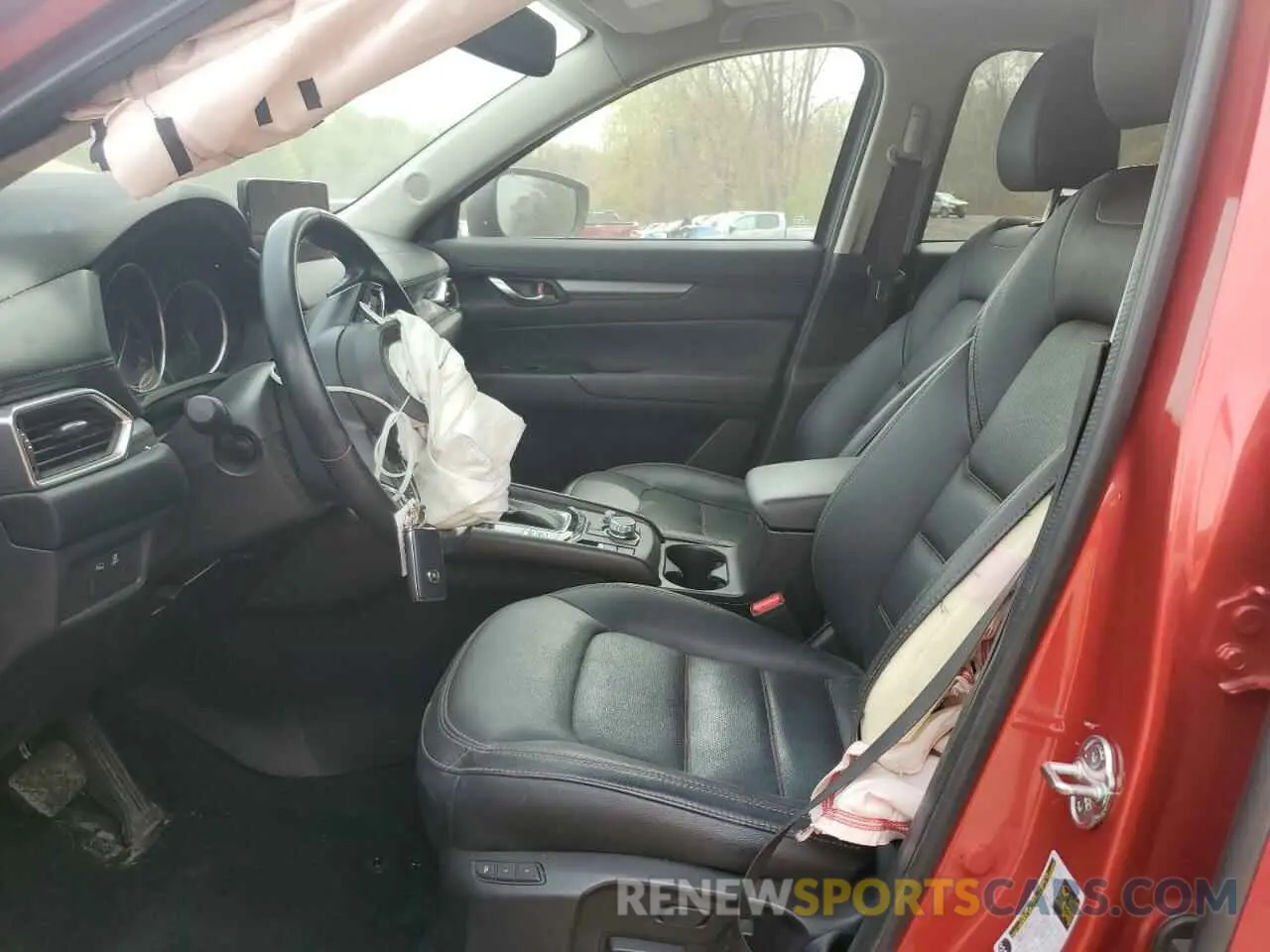 7 fotografías del automóvil dañado JM3KFBCM2N0648407 MAZDA CX-5 PREFE 2022
