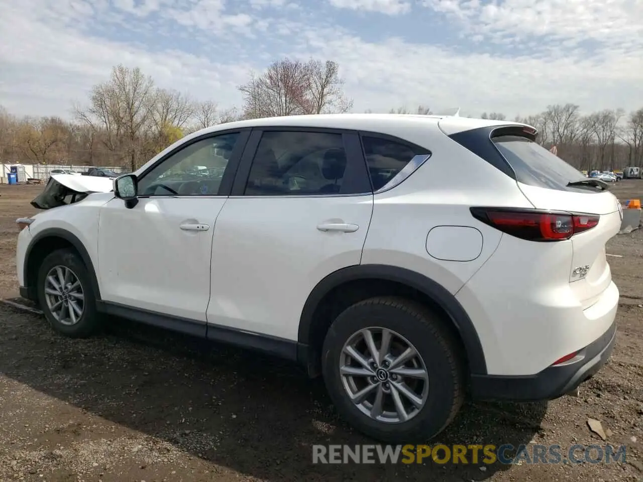 2 fotografías del automóvil dañado JM3KFBCM4N0614551 MAZDA CX-5 PREFE 2022
