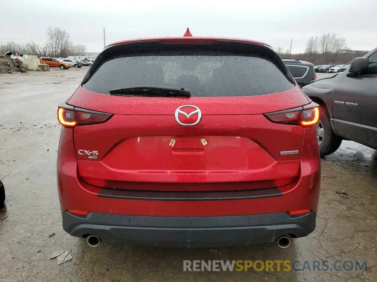 6 fotografías del automóvil dañado JM3KFBCM5N1576659 MAZDA CX-5 PREFE 2022