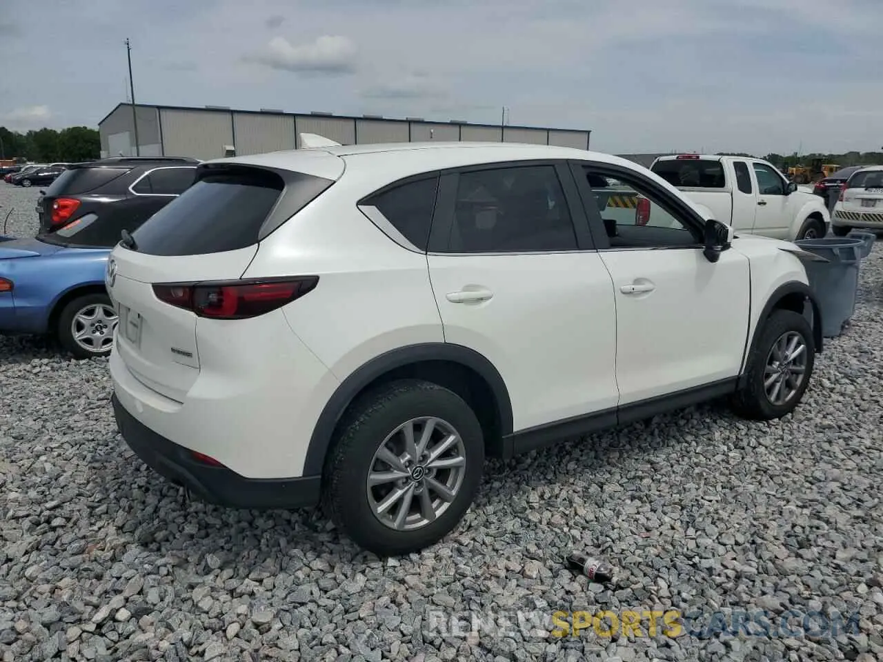 3 fotografías del automóvil dañado JM3KFBCM6N0583237 MAZDA CX-5 PREFE 2022