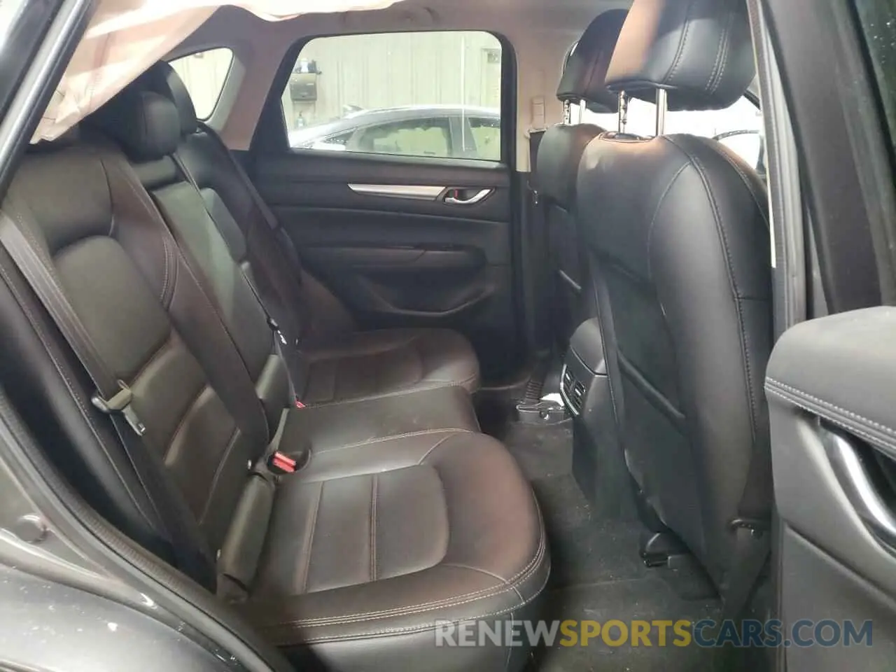 10 fotografías del automóvil dañado JM3KFBCM6N1604114 MAZDA CX-5 PREFE 2022
