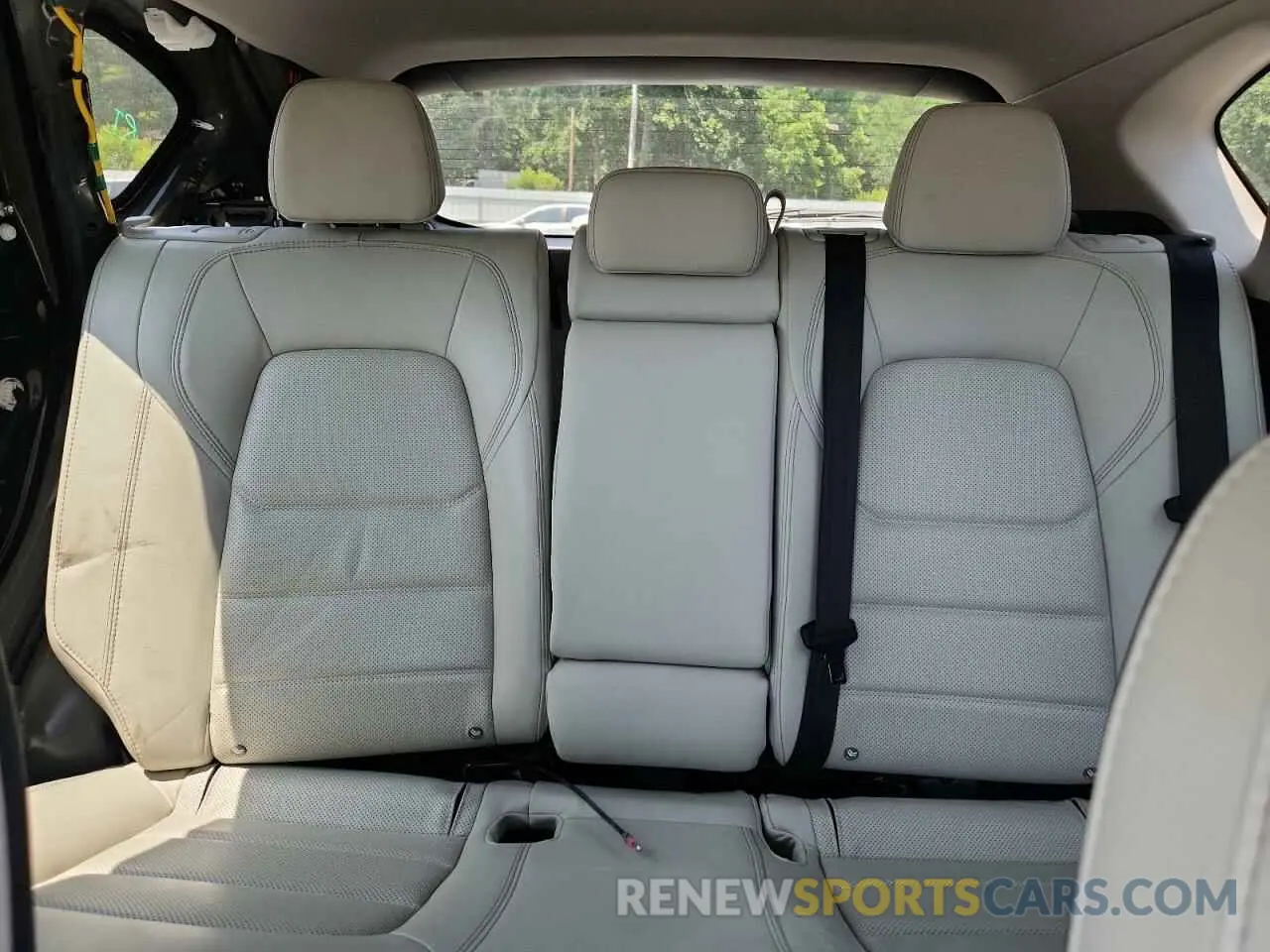 10 fotografías del automóvil dañado JM3KFBCM7N1520514 MAZDA CX-5 PREFE 2022
