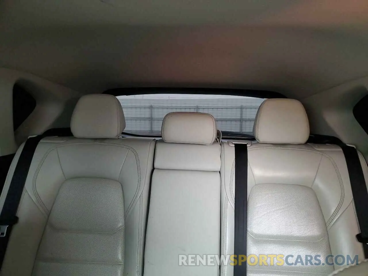10 fotografías del automóvil dañado JM3KFBCM9N0550085 MAZDA CX-5 PREFE 2022