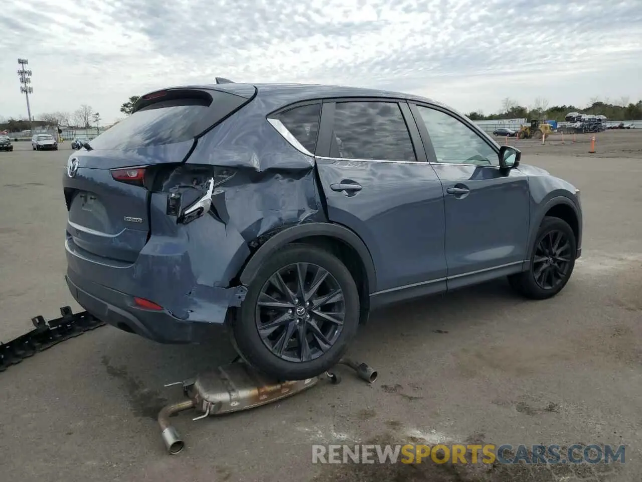 3 fotografías del automóvil dañado JM3KFBCM9N1547939 MAZDA CX-5 PREFE 2022