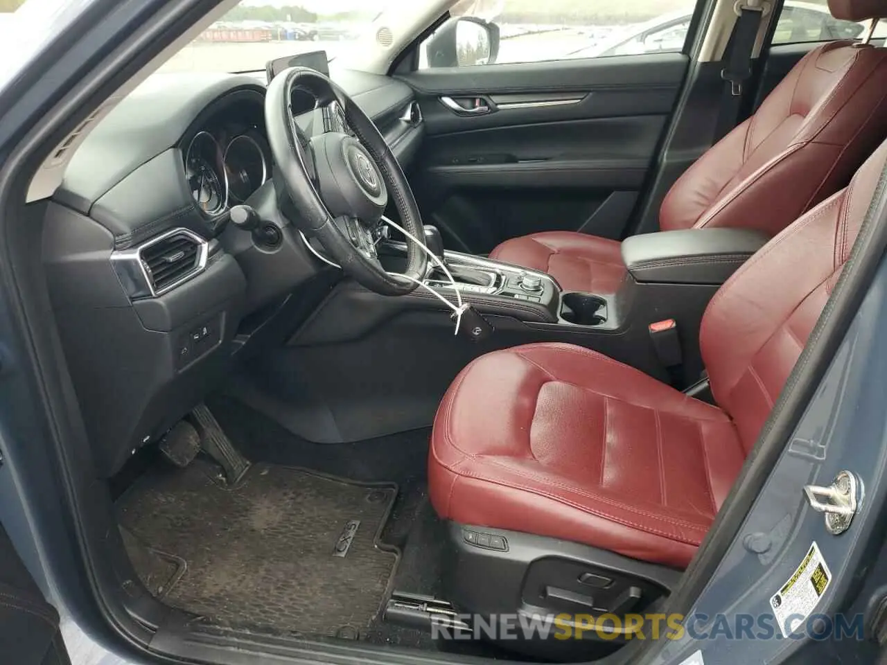 7 fotografías del automóvil dañado JM3KFBCM9N1547939 MAZDA CX-5 PREFE 2022