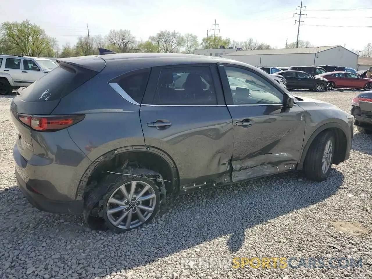 3 fotografías del automóvil dañado JM3KFBCMXN0624243 MAZDA CX-5 PREFE 2022