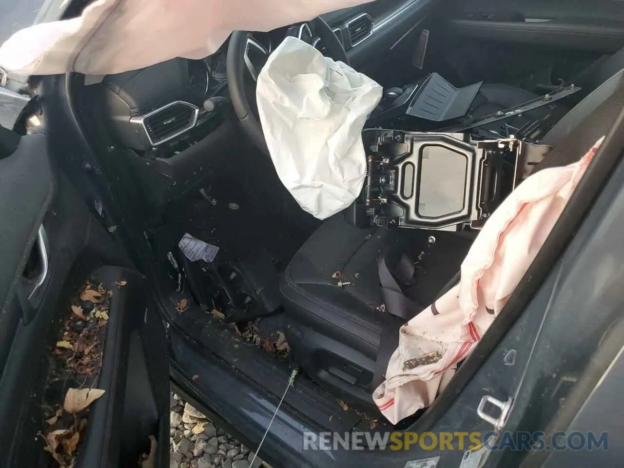 8 fotografías del automóvil dañado JM3KFBCM0P0246792 MAZDA CX-5 PREFE 2023