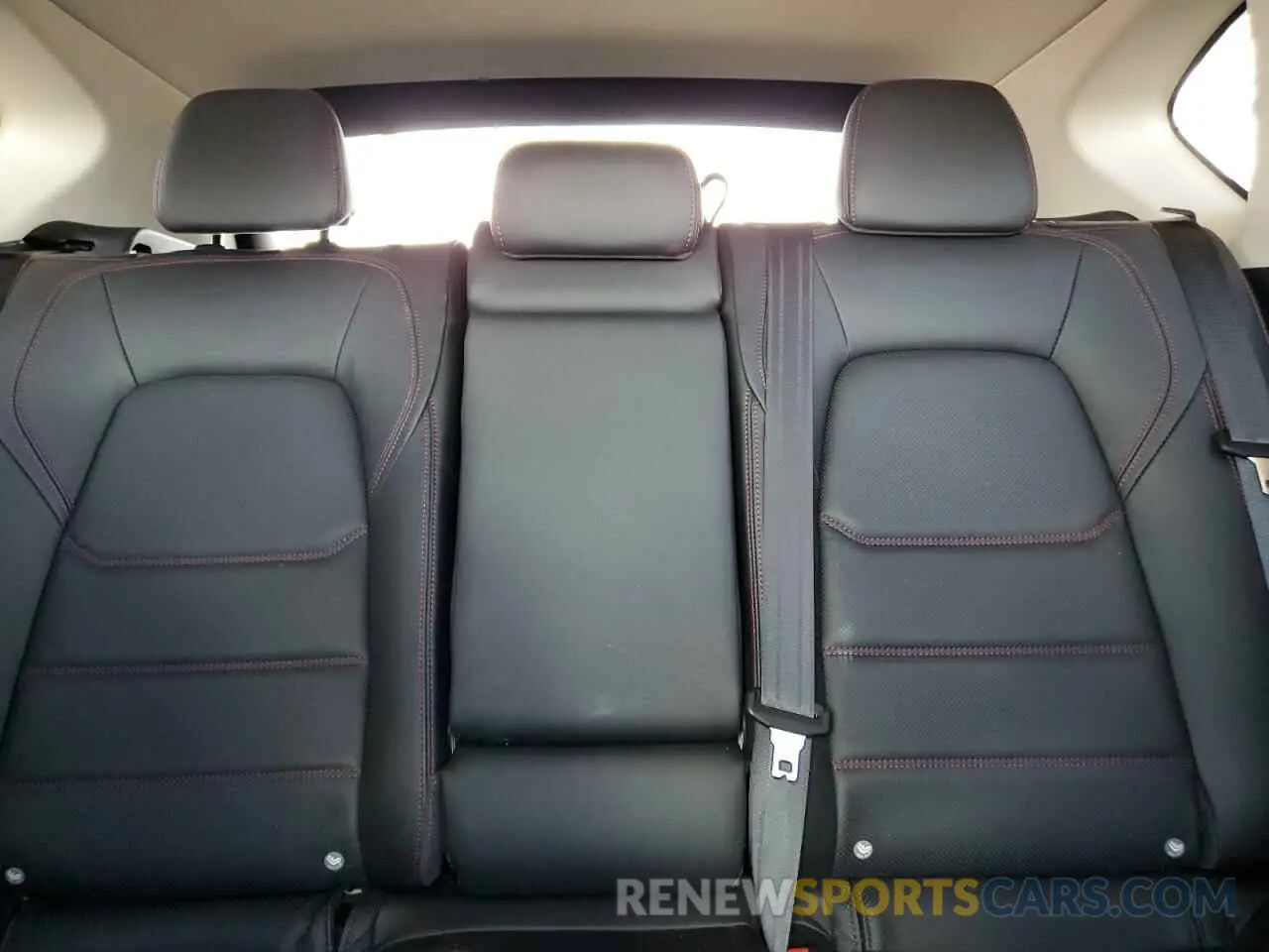 10 fotografías del automóvil dañado JM3KFBCM1P0131151 MAZDA CX-5 PREFE 2023