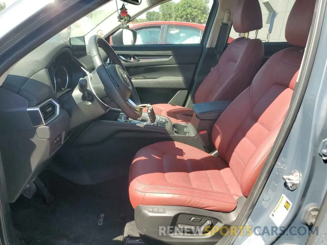 7 fotografías del automóvil dañado JM3KFBCM1P0145003 MAZDA CX-5 PREFE 2023